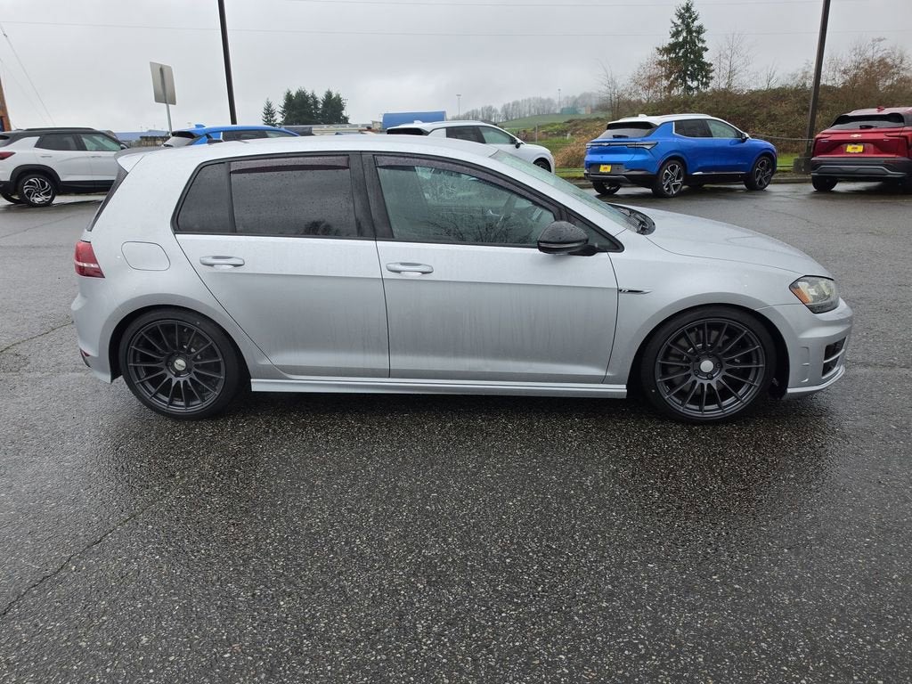 2016 Volkswagen Golf R 4-Door