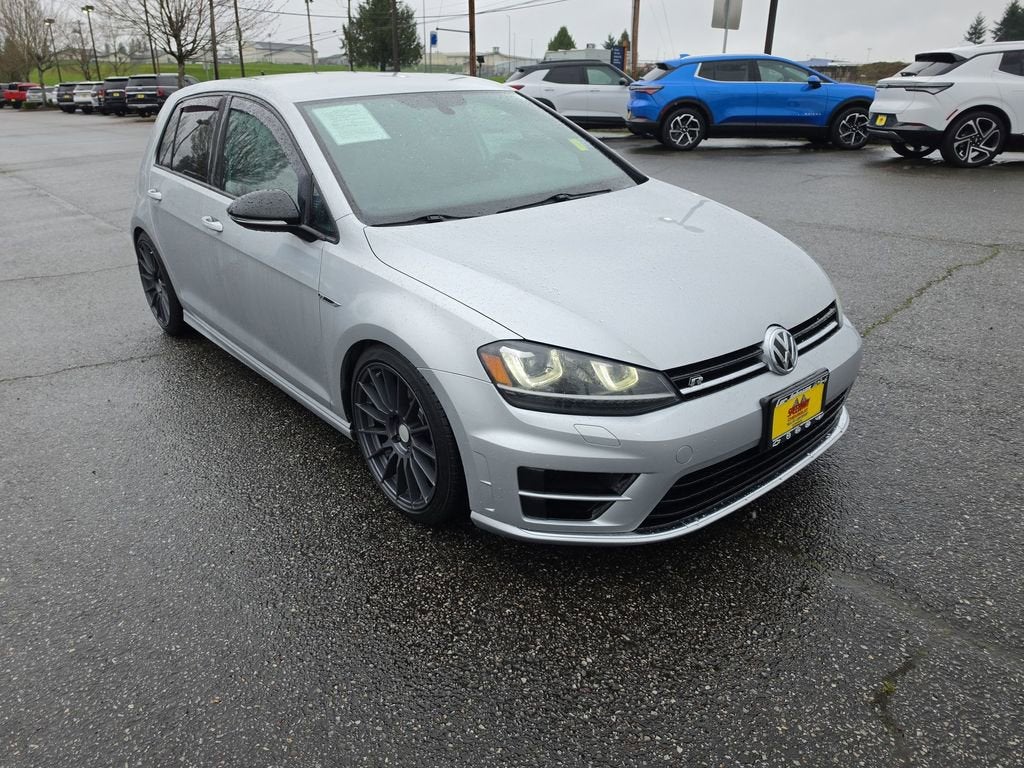 2016 Volkswagen Golf R 4-Door