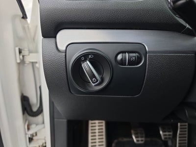 2013 Volkswagen Golf R 4MOTION