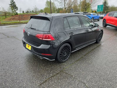 2019 Volkswagen Golf R 2.0T w/DCC & Navigation