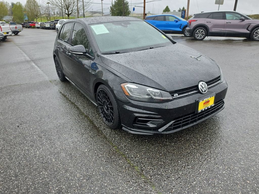 2019 Volkswagen Golf R 2.0T w/DCC & Navigation