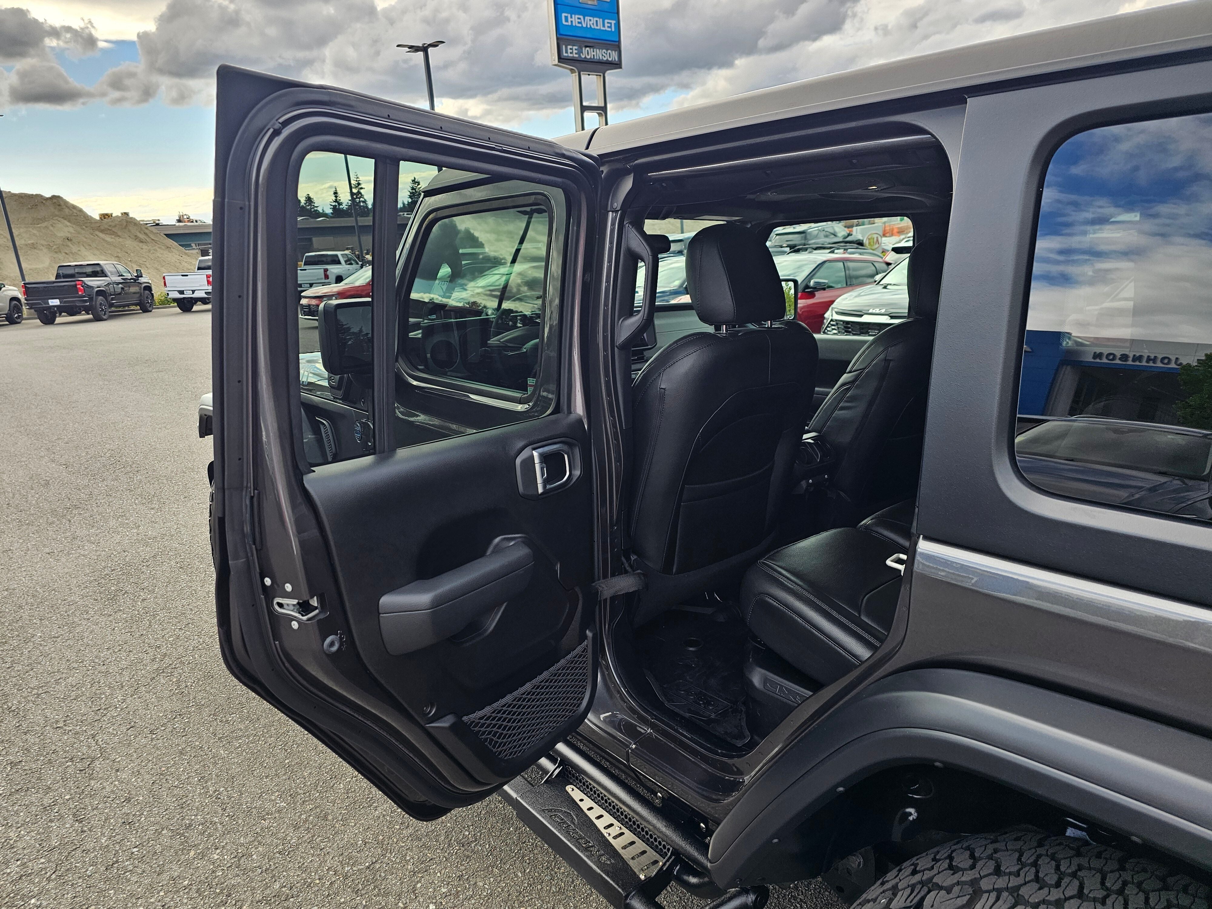 2024 Jeep Wrangler 4xe Willys