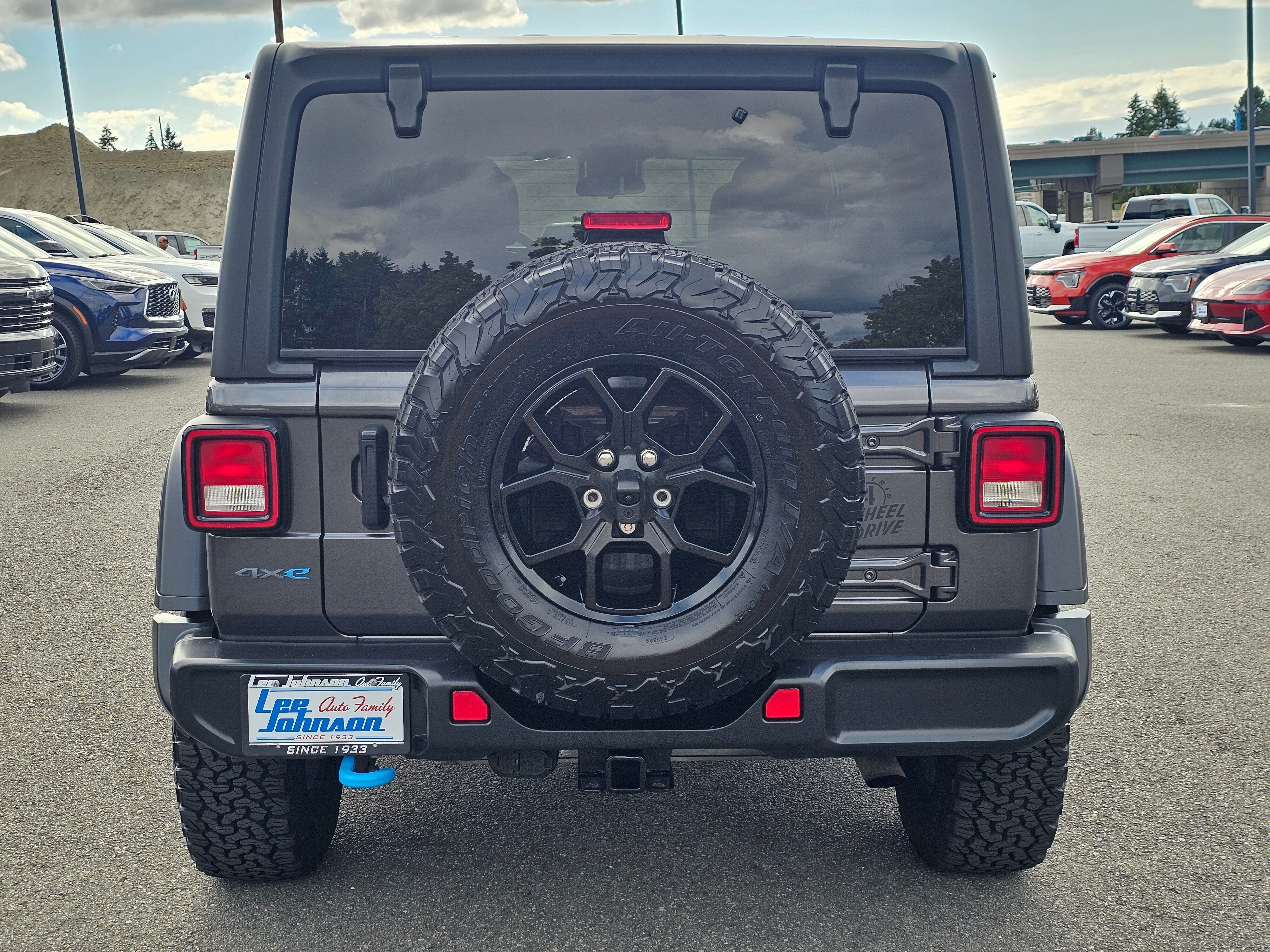 2024 Jeep Wrangler 4xe Willys
