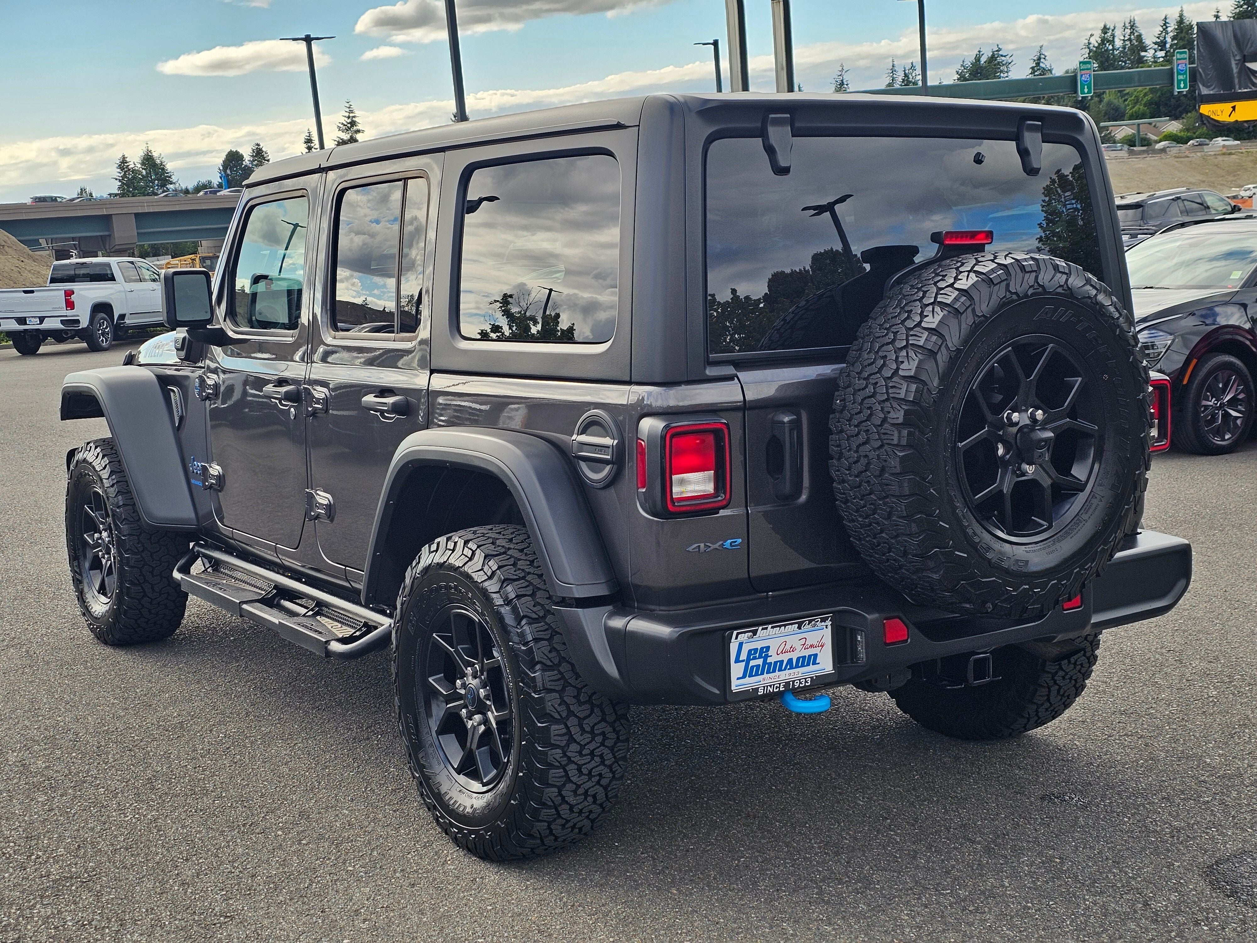 2024 Jeep Wrangler 4xe Willys