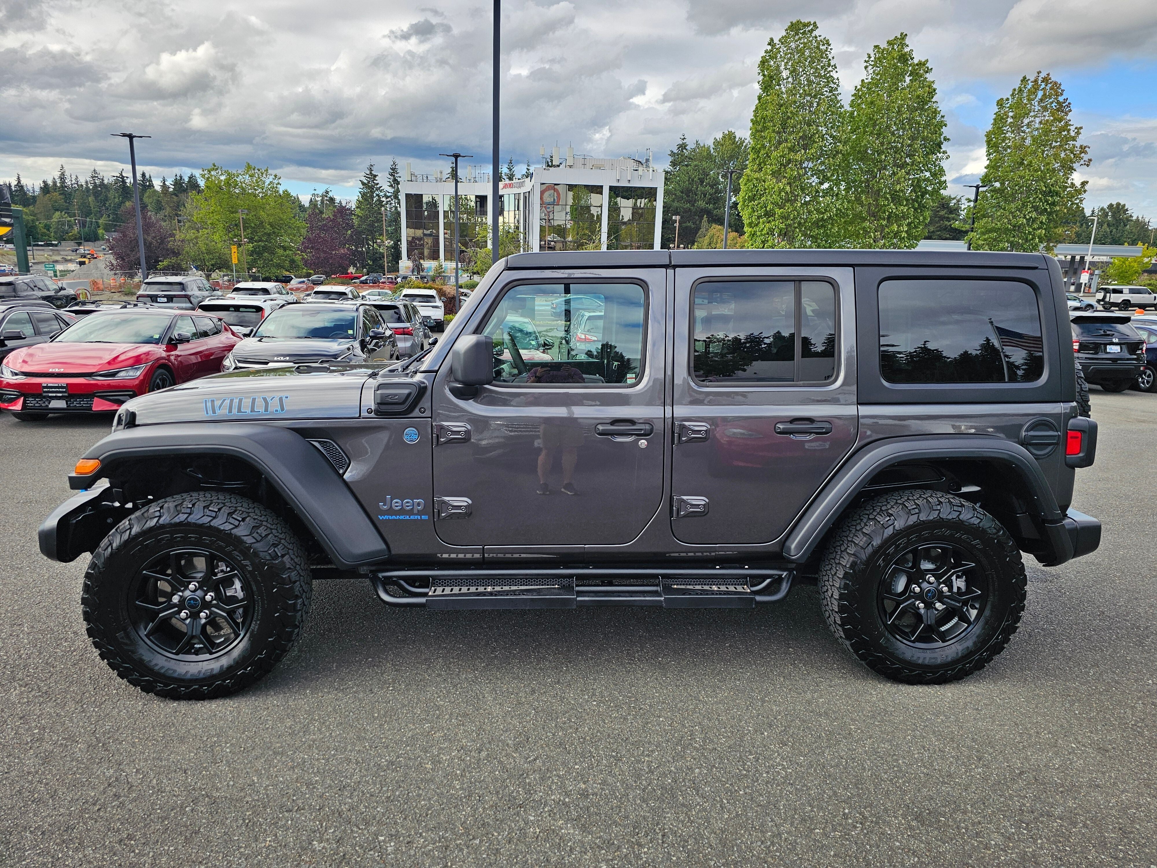 2024 Jeep Wrangler 4xe Willys