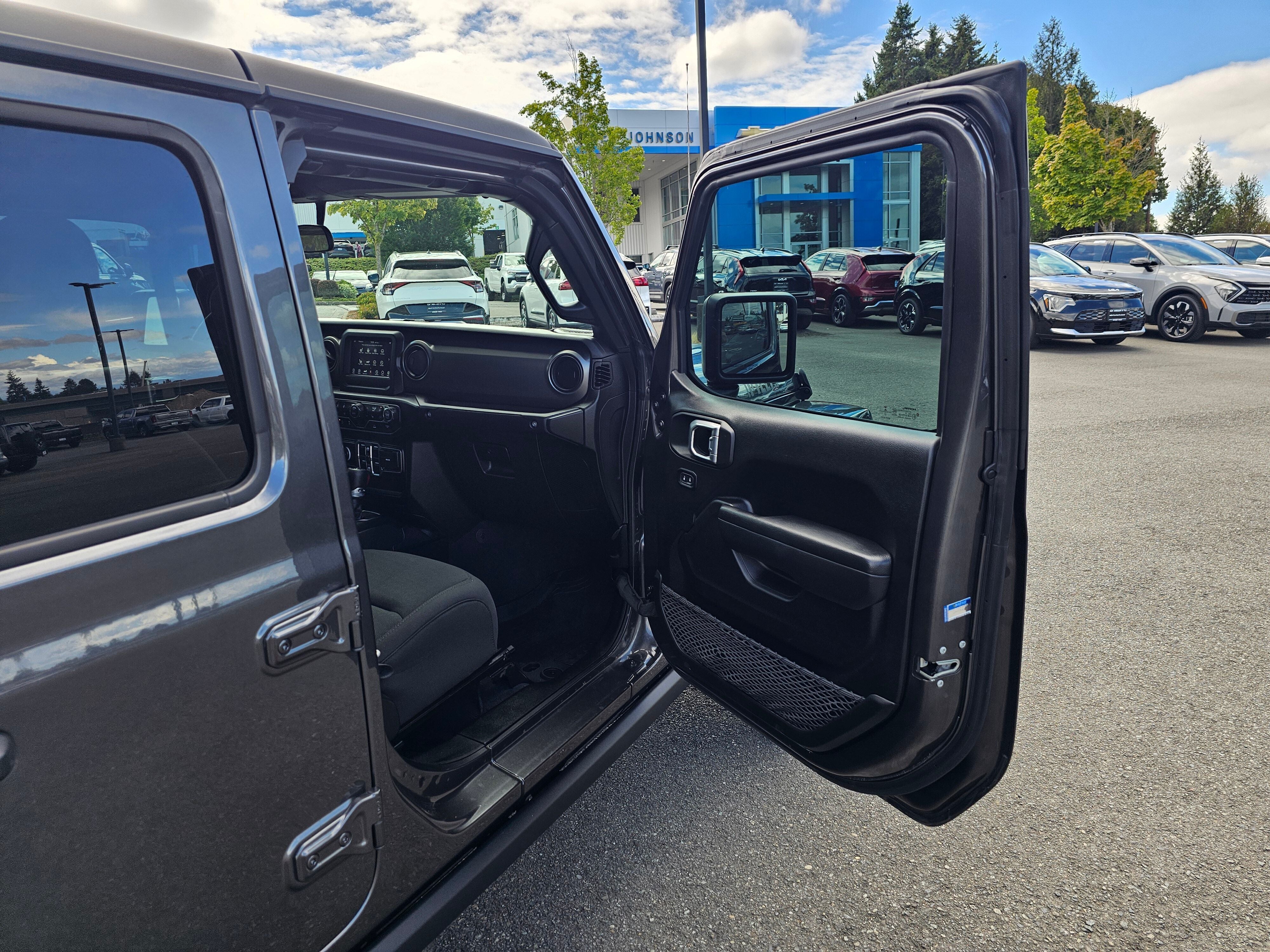 2023 Jeep Gladiator Willys 4x4