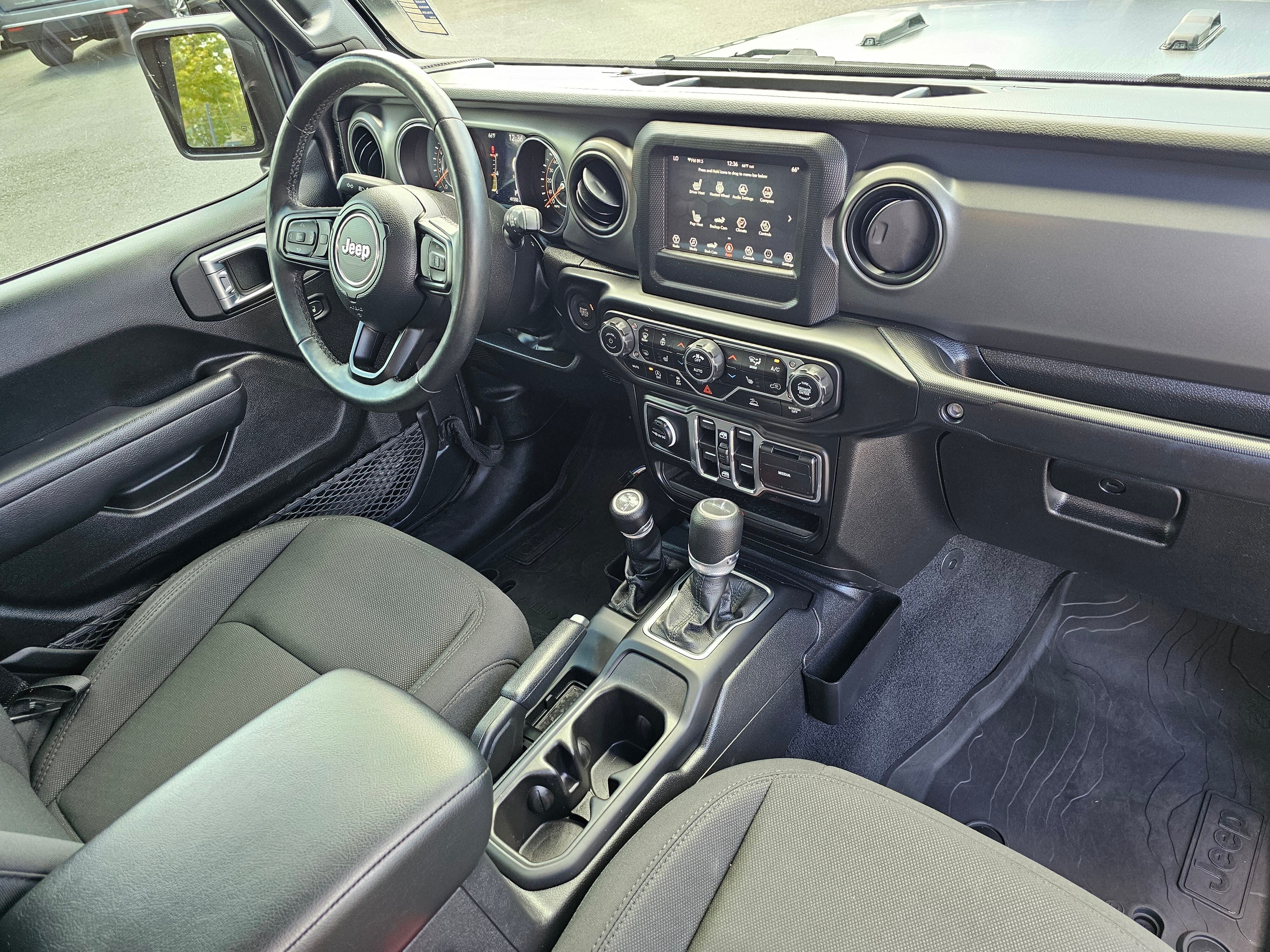 2023 Jeep Gladiator Willys 4x4
