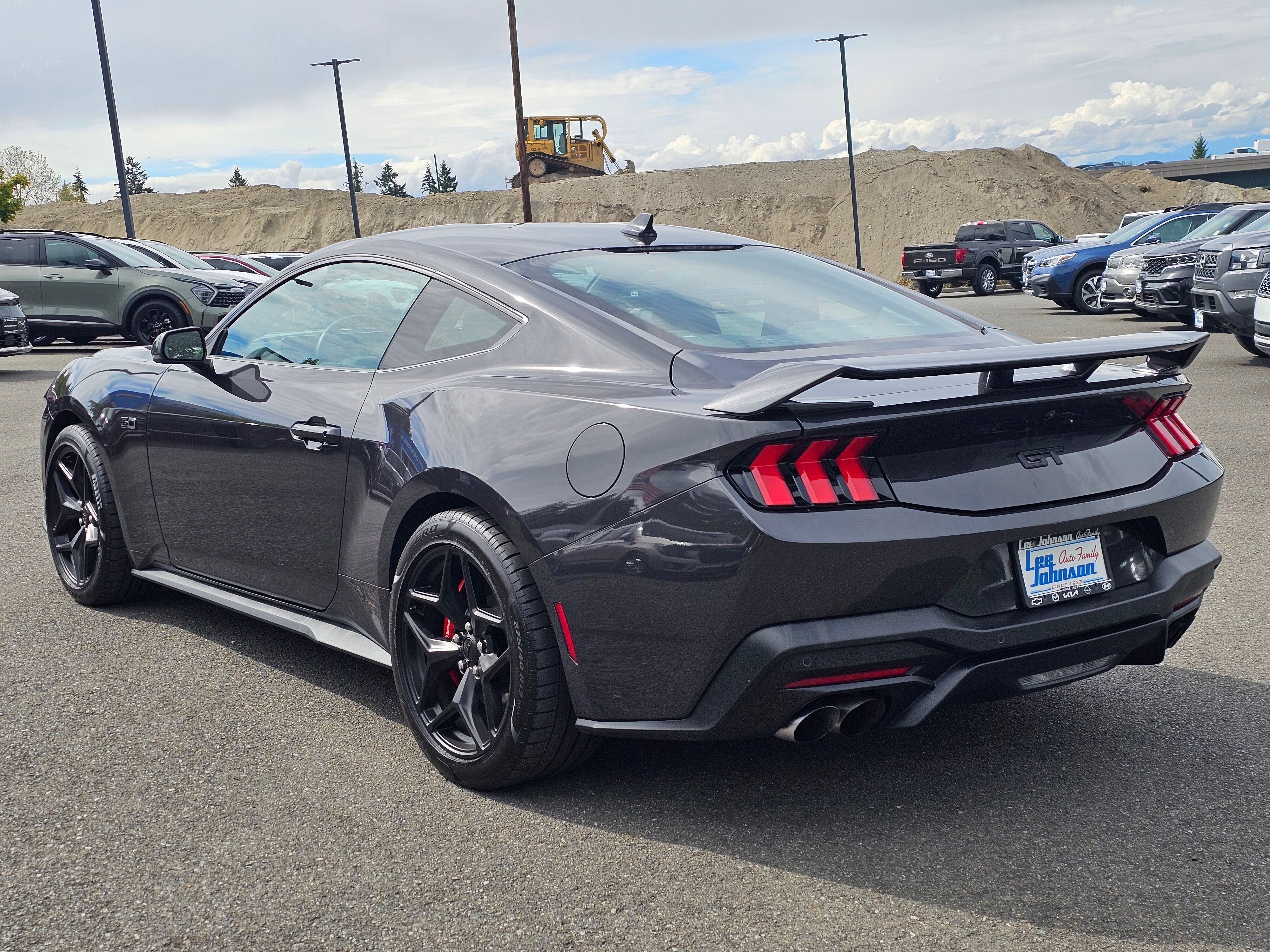 2024 Ford Mustang GT Premium Fastback