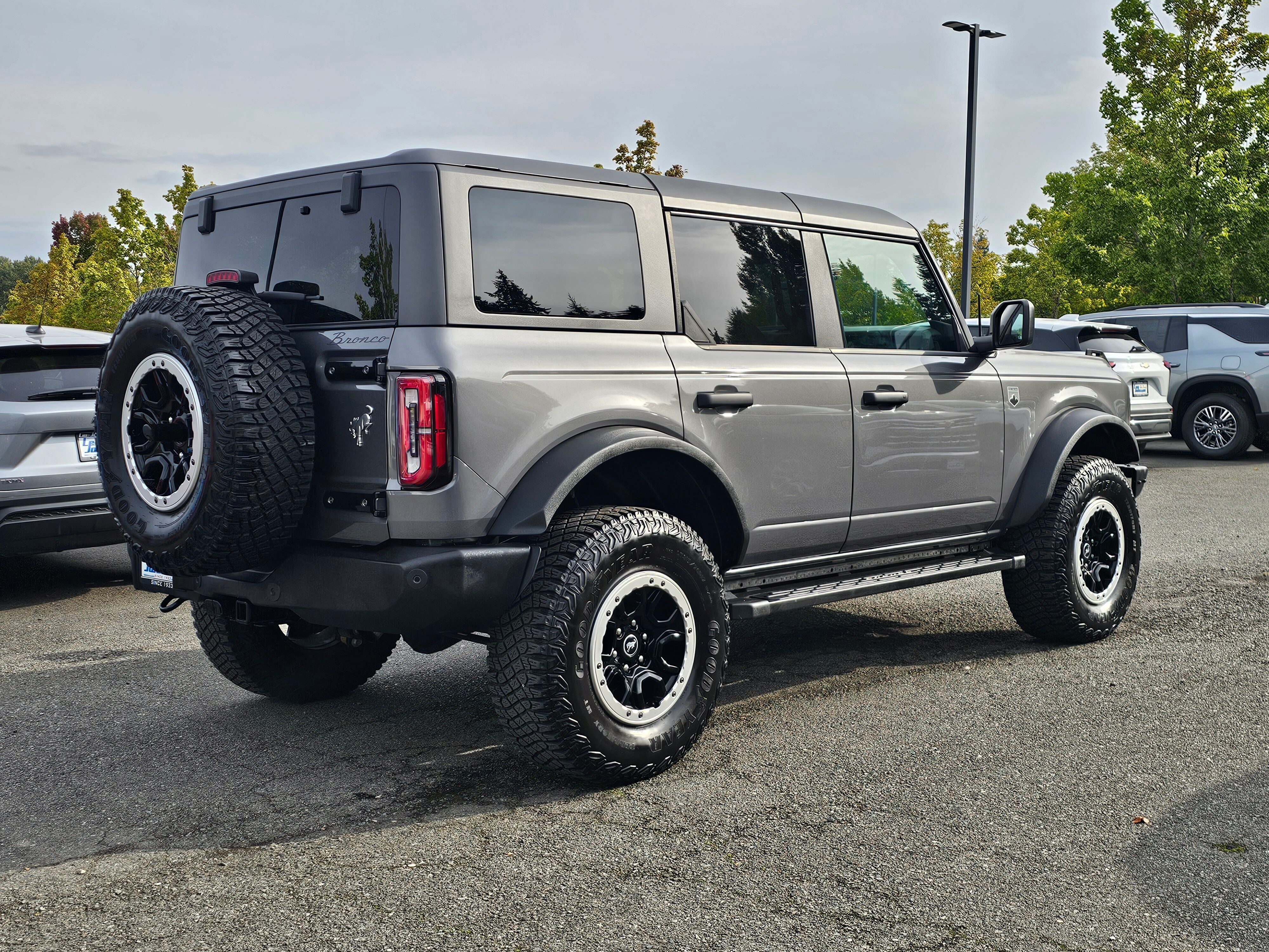 2021 Ford Bronco Base