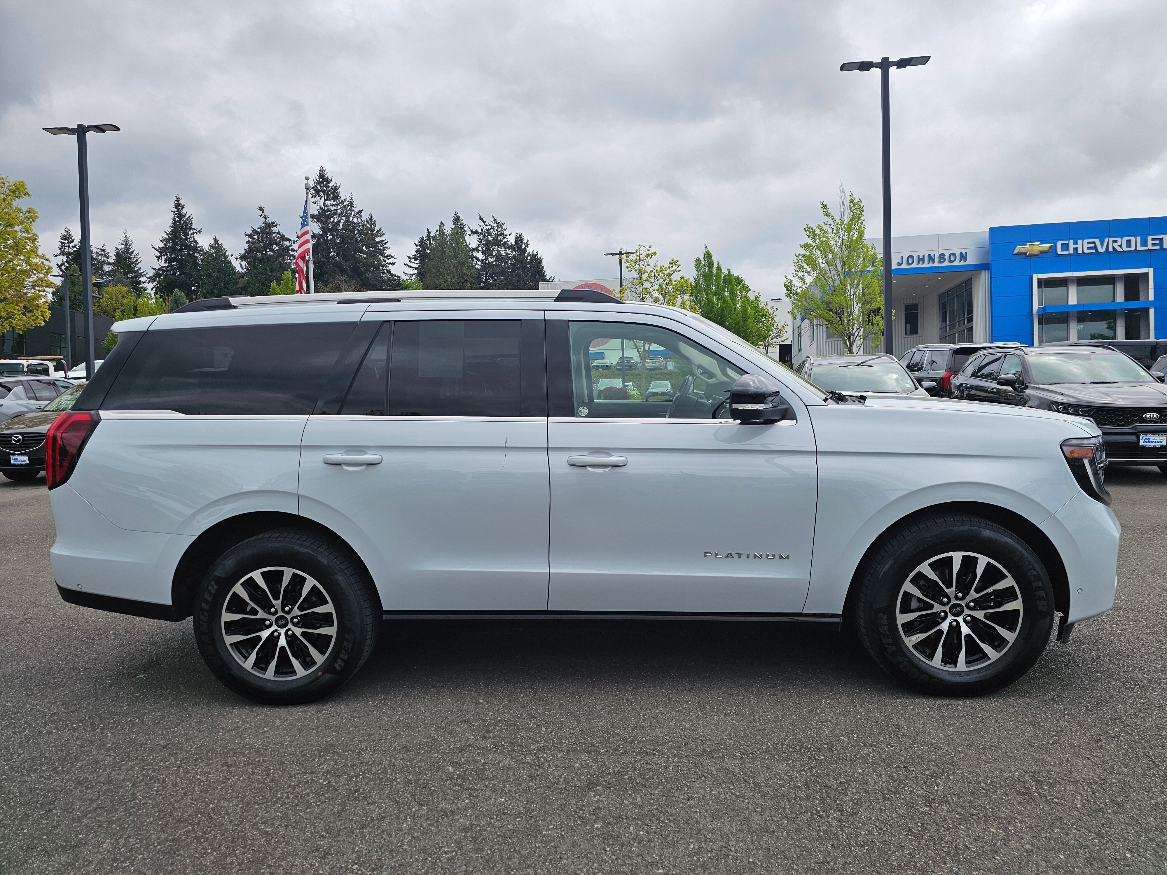 2025 Ford Expedition Platinum