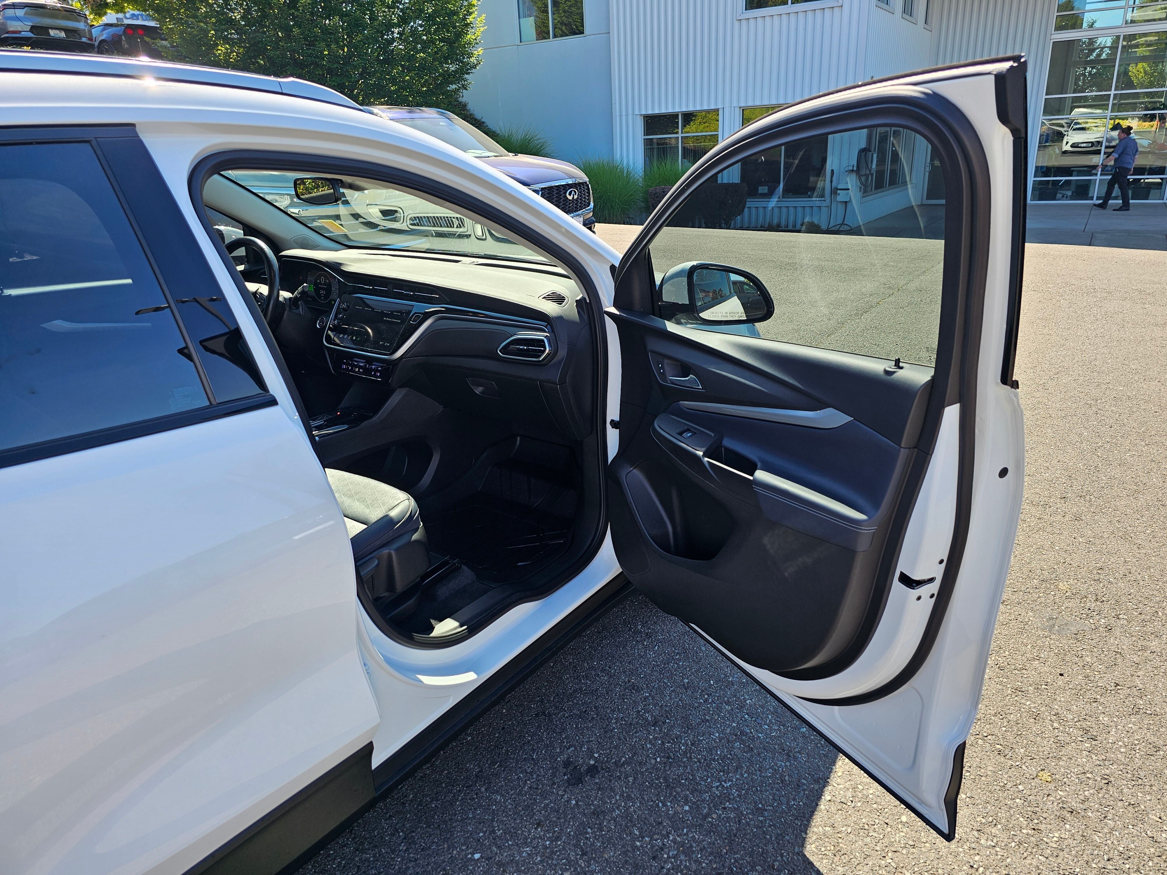2023 Chevrolet Bolt EUV LT