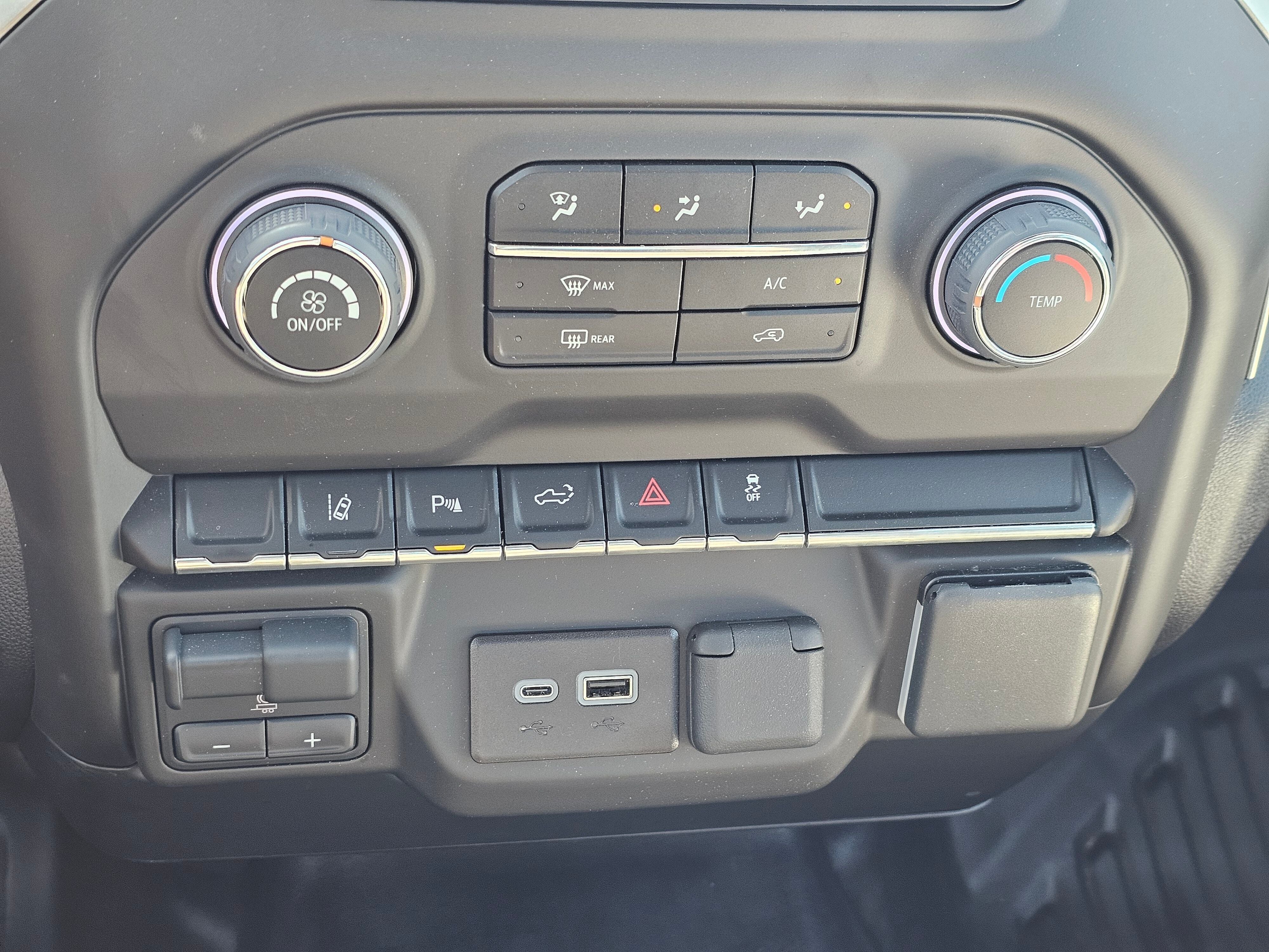2024 Chevrolet Silverado 3500 HD WT