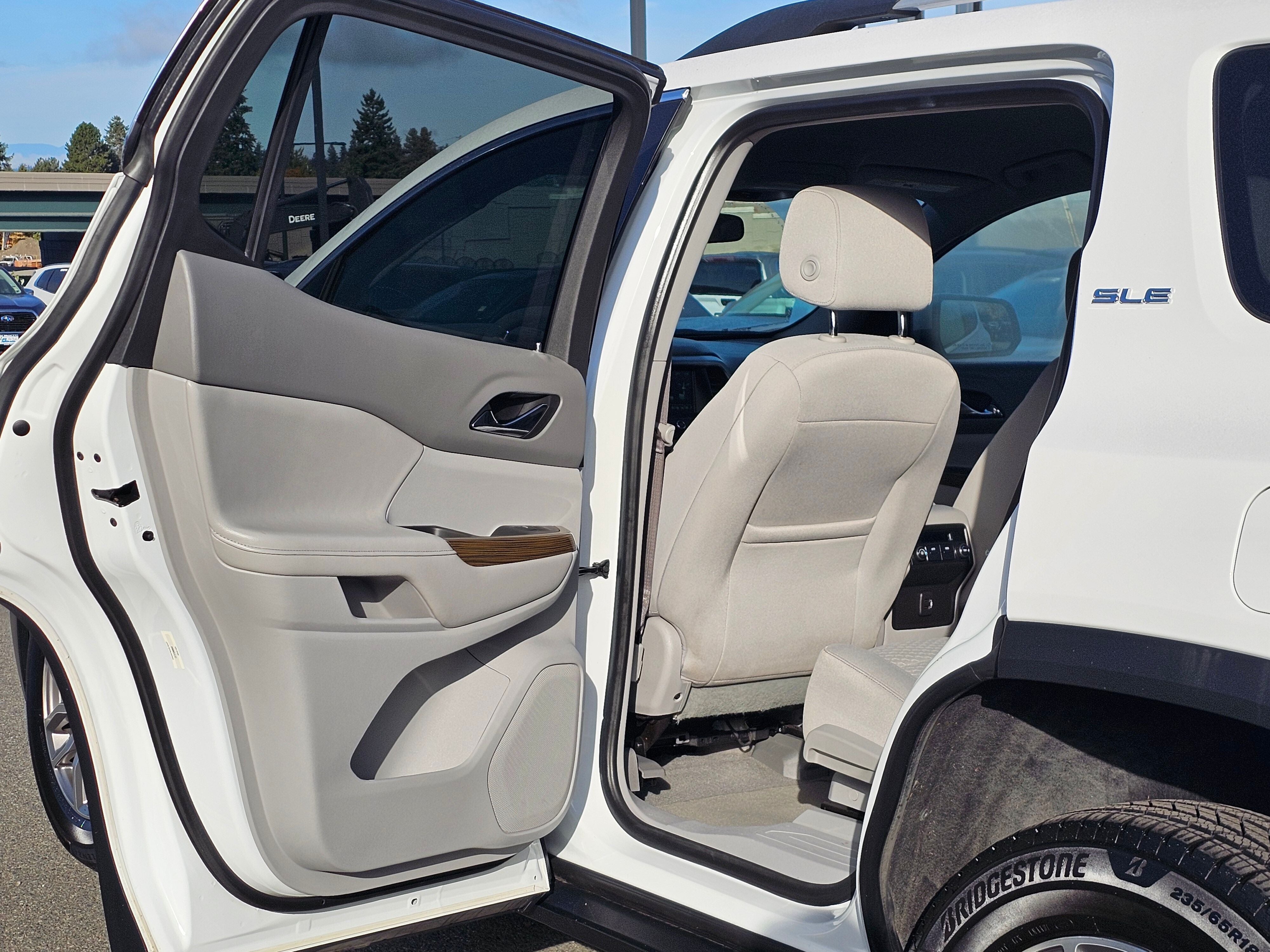 2019 GMC Acadia SLE
