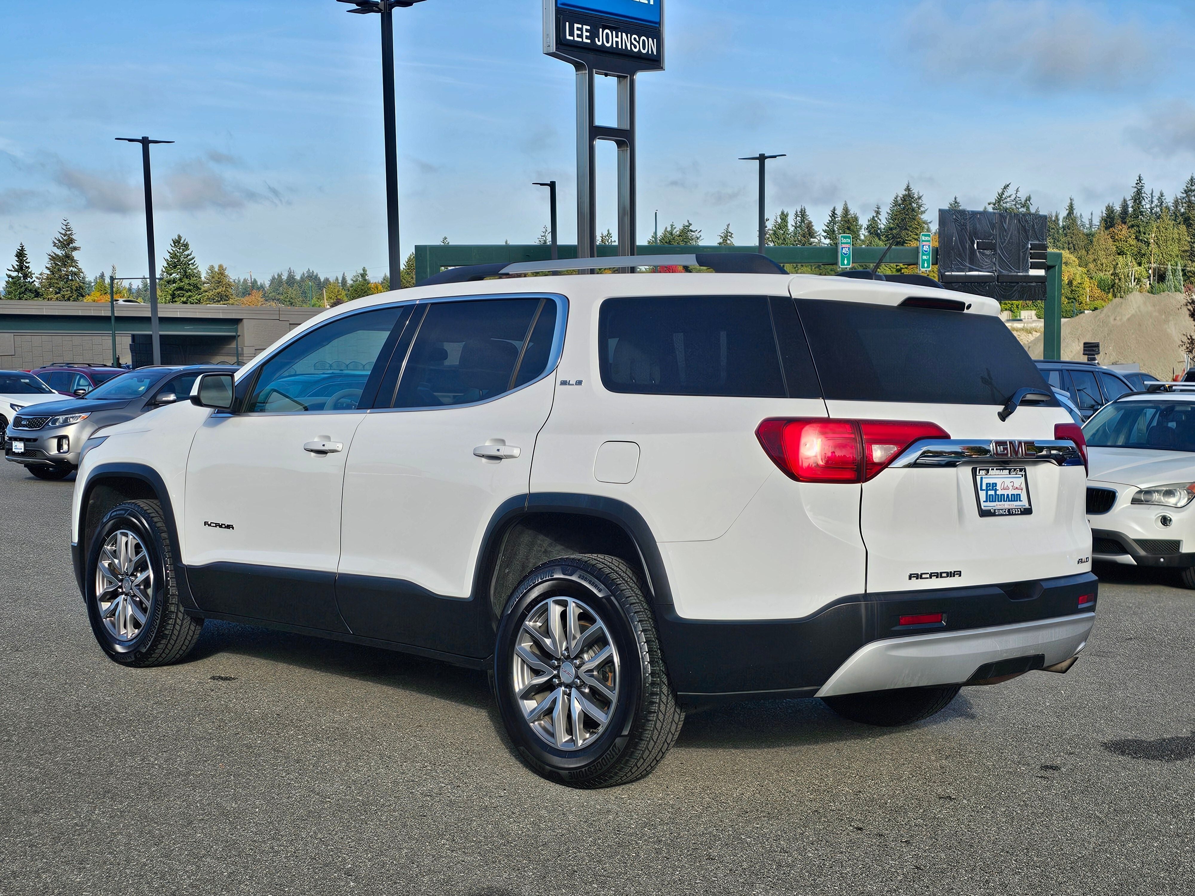 2019 GMC Acadia SLE