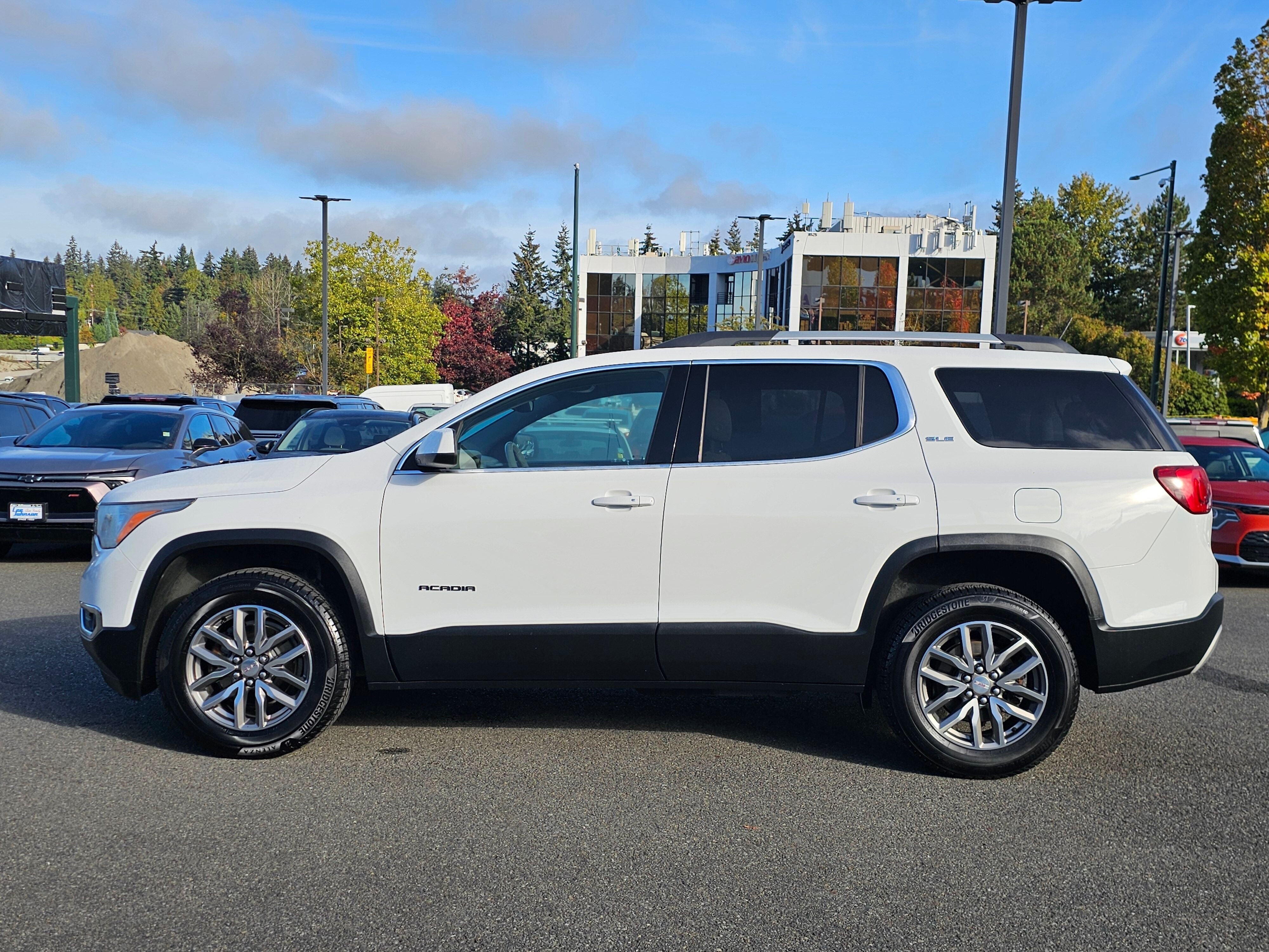 2019 GMC Acadia SLE