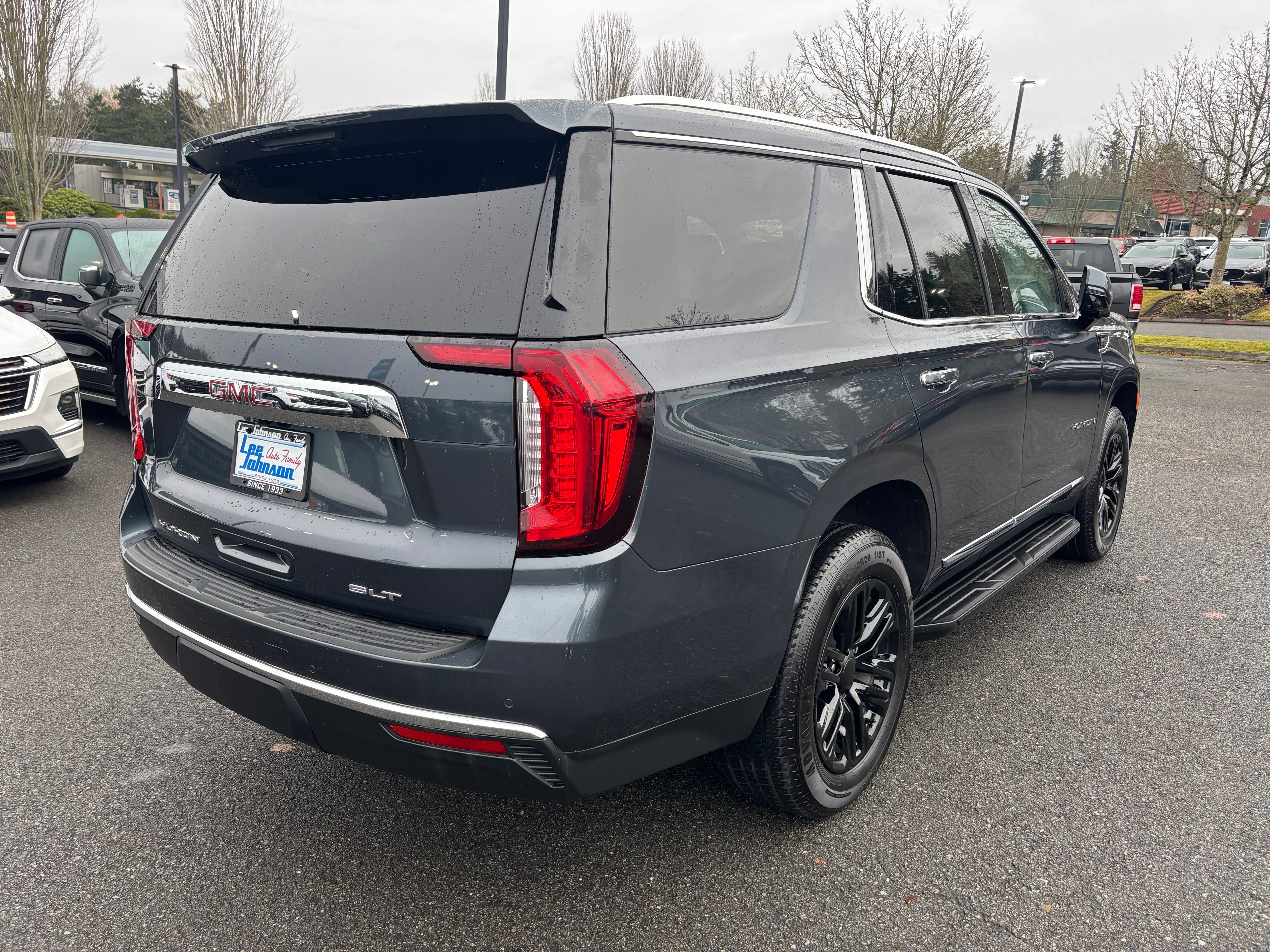 2021 GMC Yukon SLT
