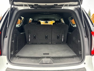 2024 GMC Yukon XL SLE