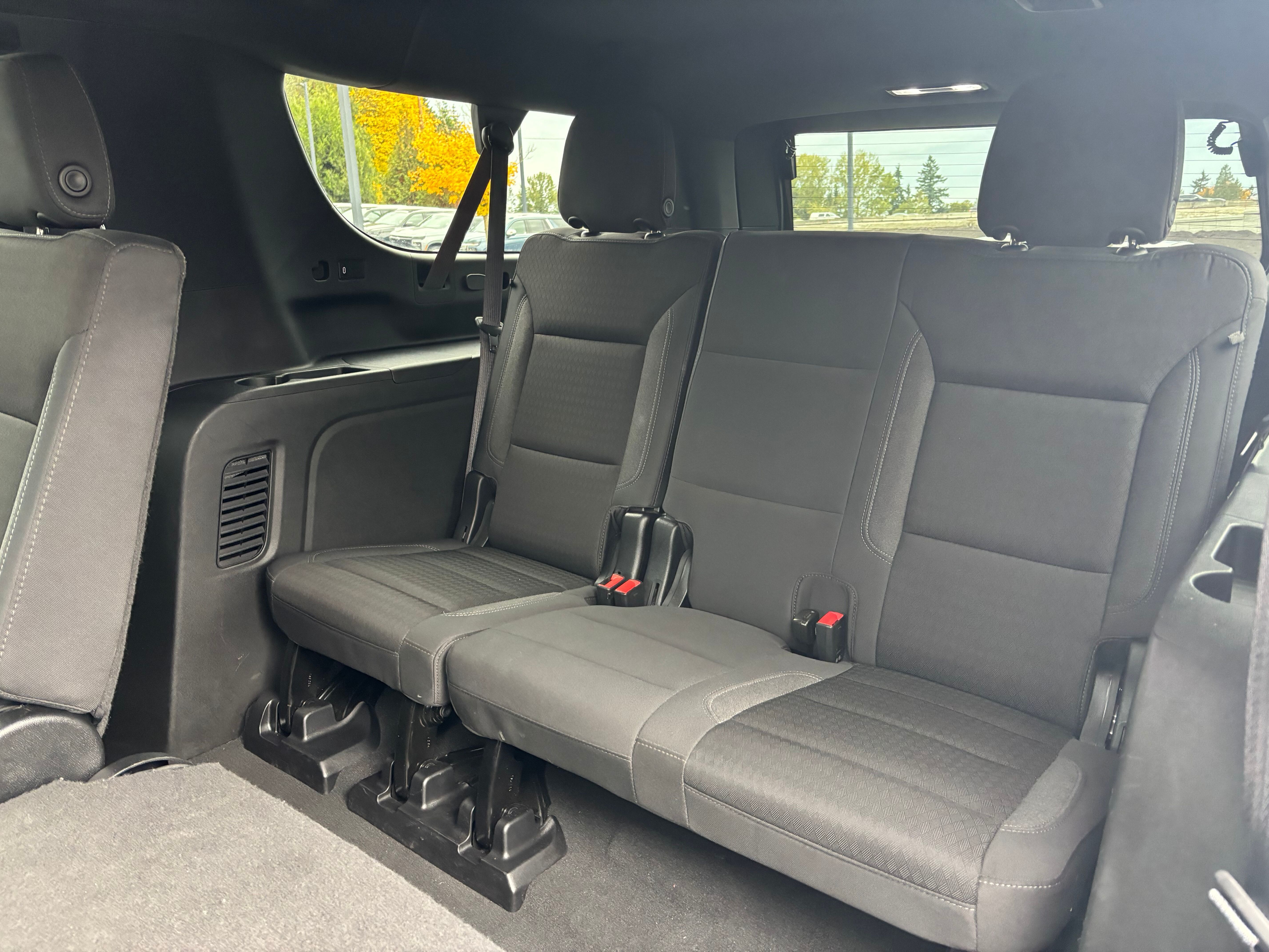 2024 GMC Yukon XL SLE