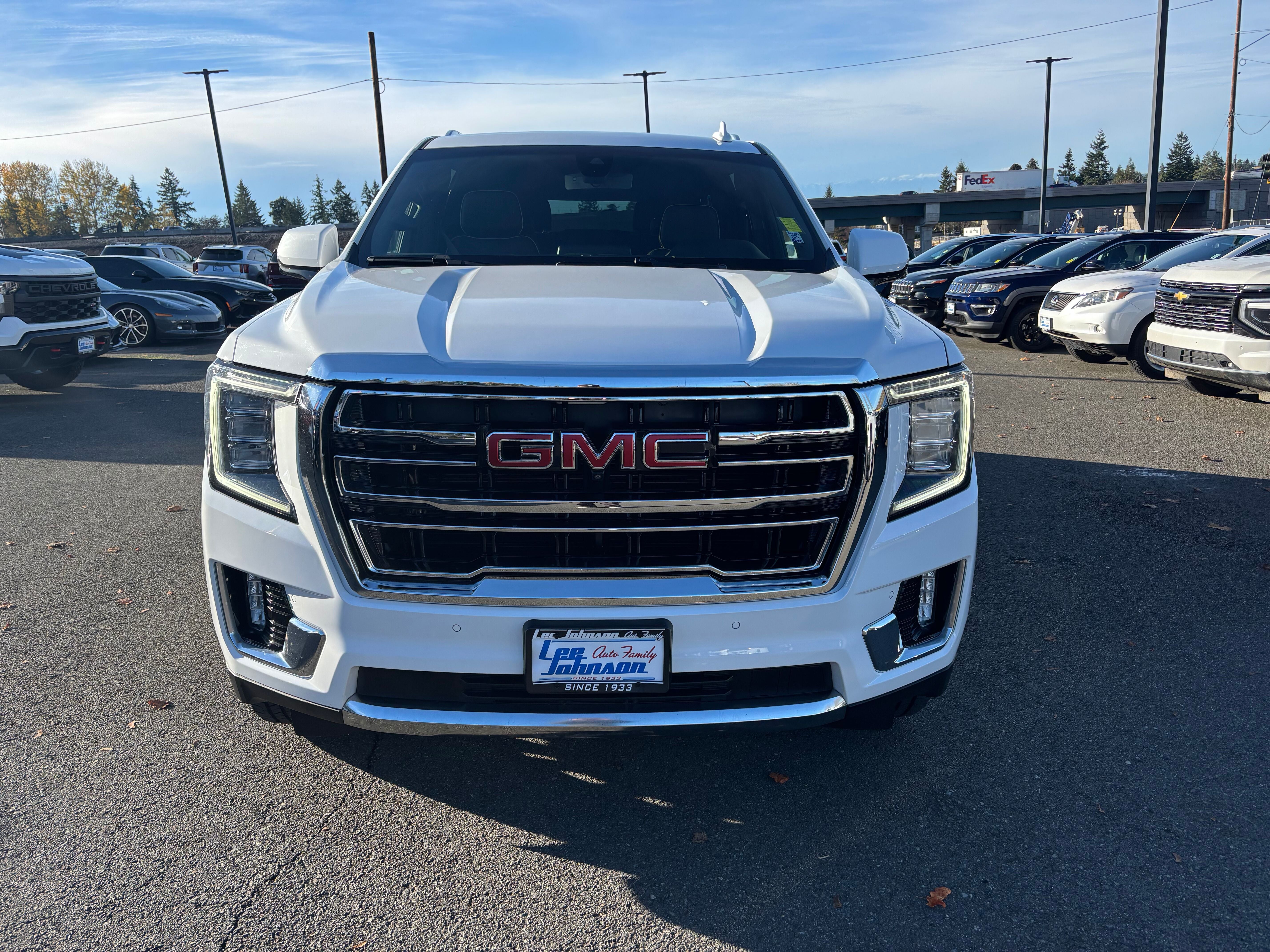 2022 GMC Yukon XL SLT