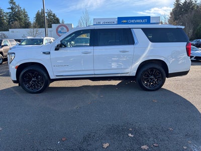 2022 GMC Yukon XL SLT
