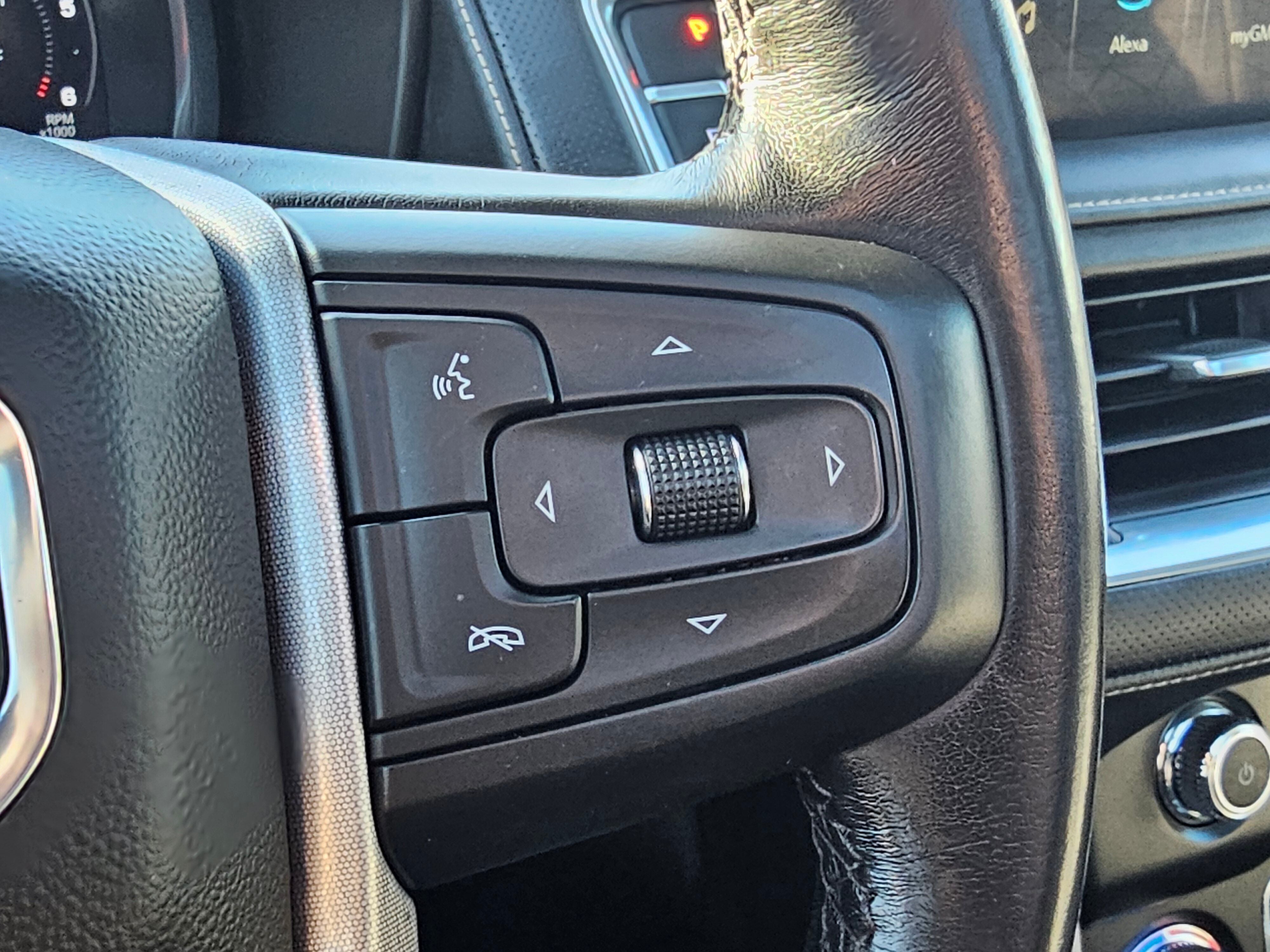 2022 GMC Yukon XL SLT