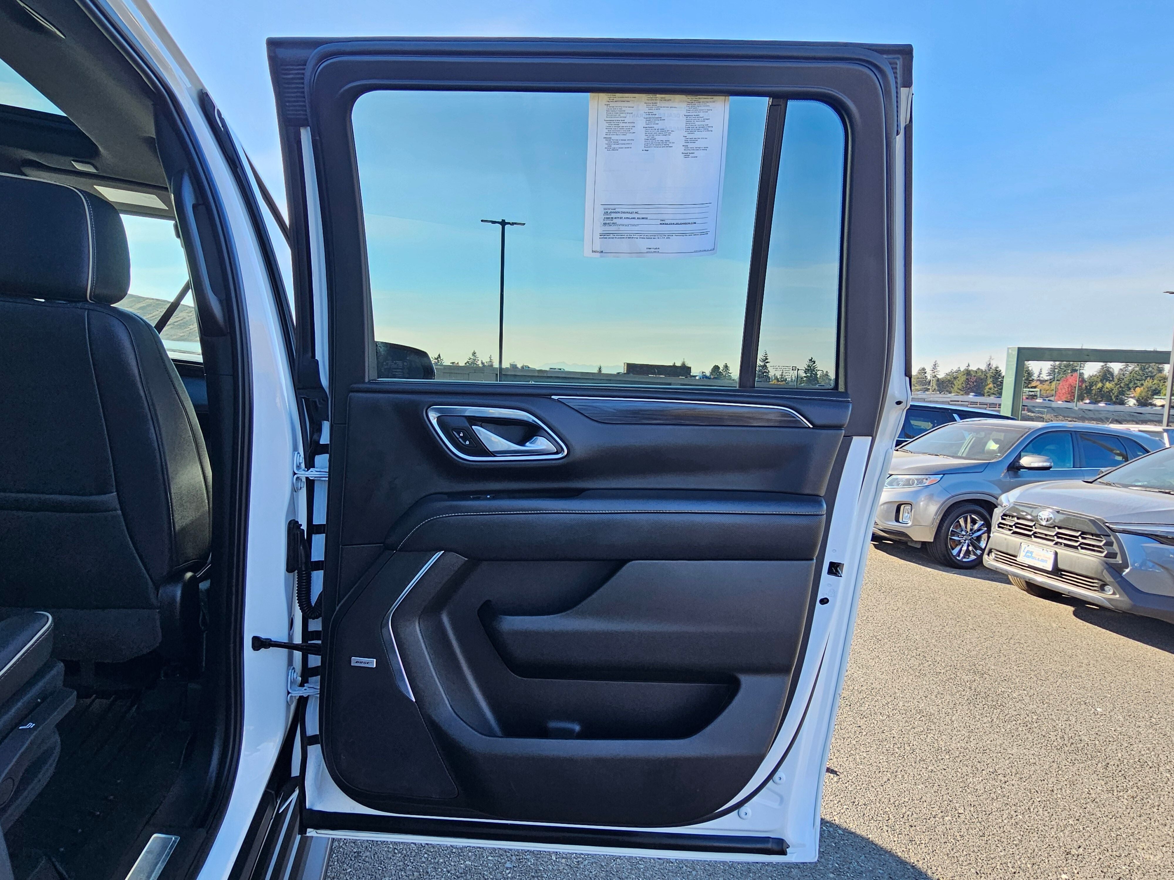 2022 GMC Yukon XL SLT