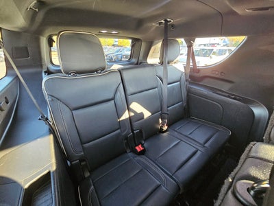 2022 GMC Yukon XL SLT