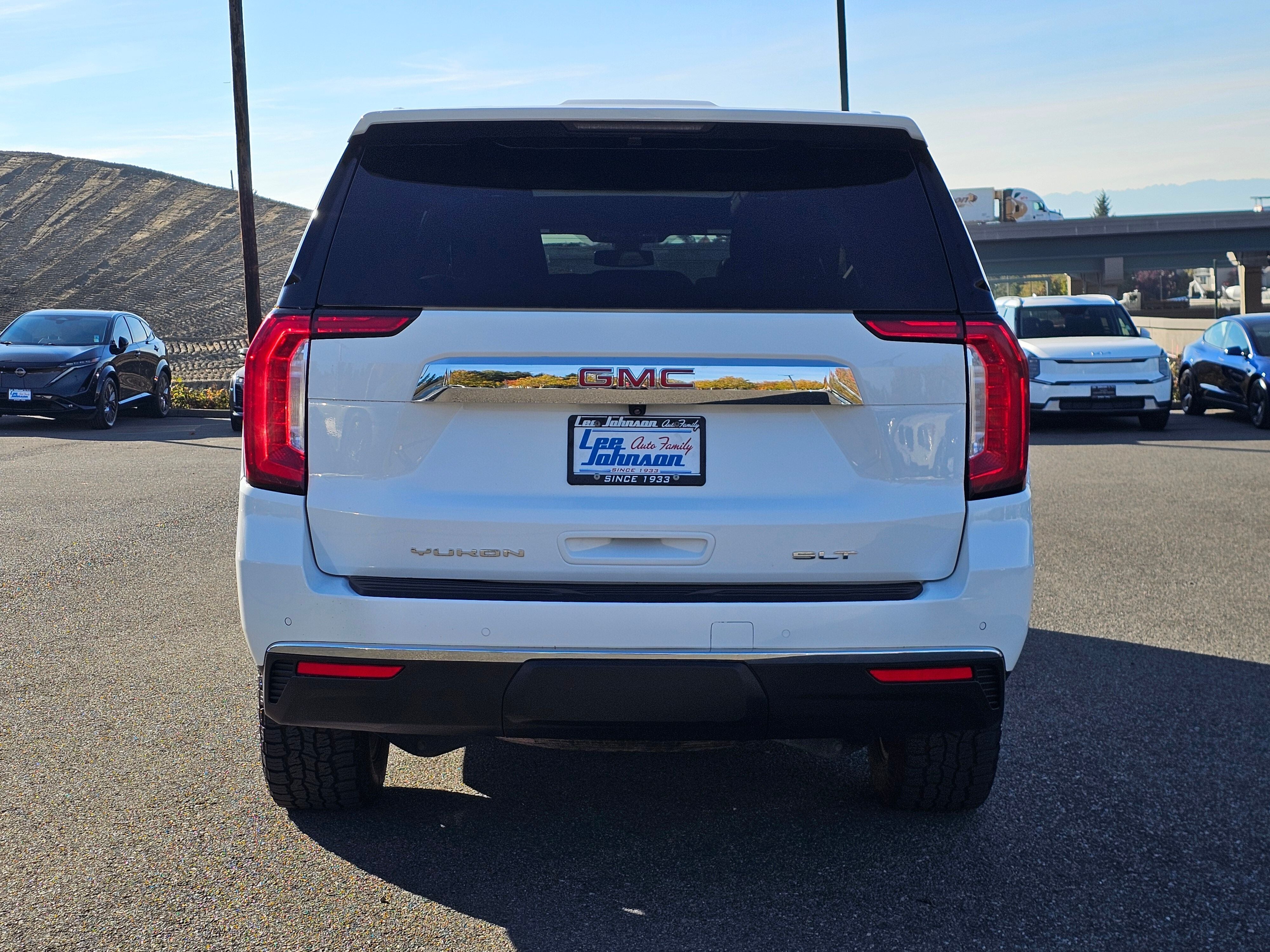 2022 GMC Yukon XL SLT