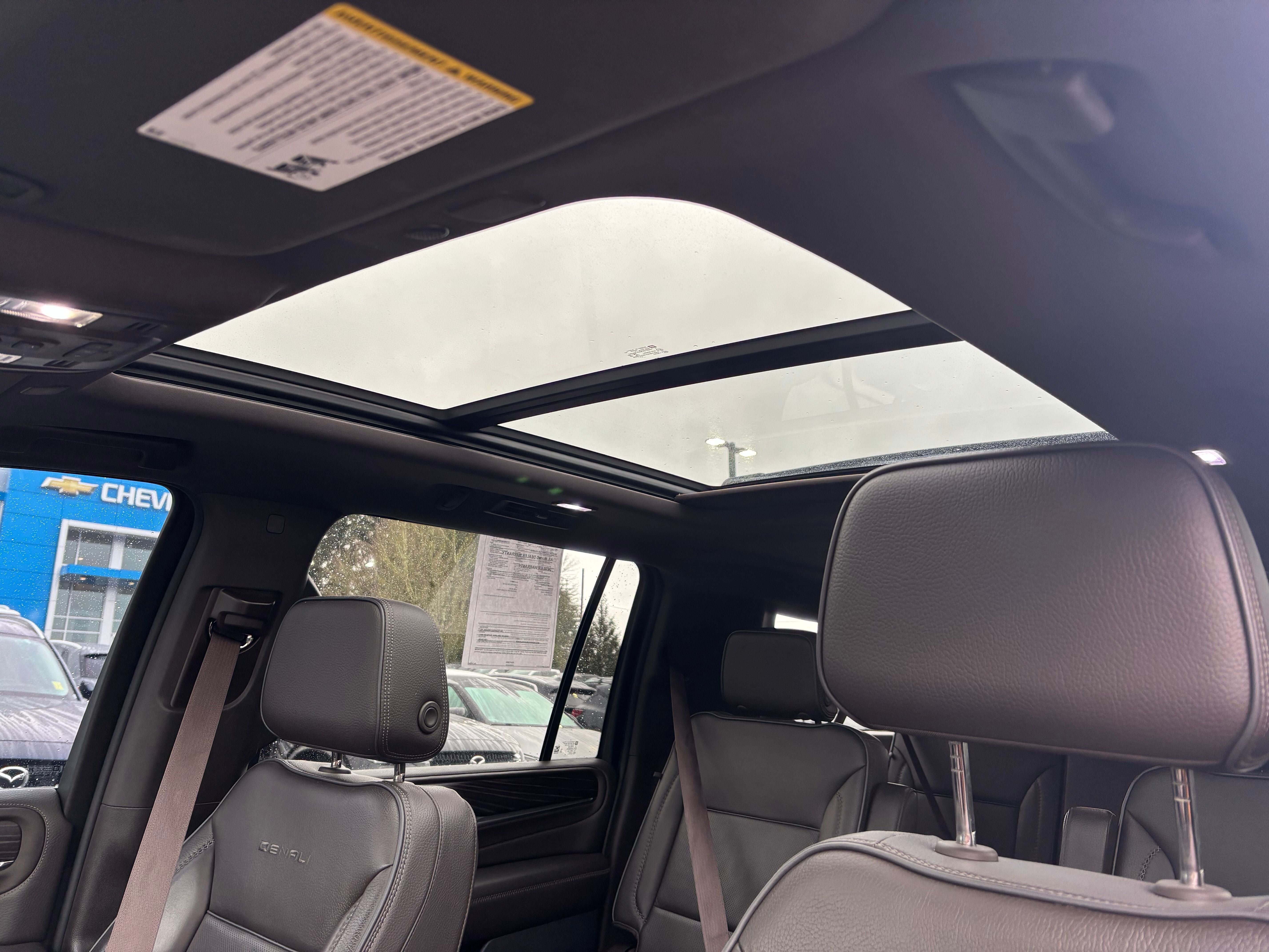 2022 GMC Yukon XL Denali