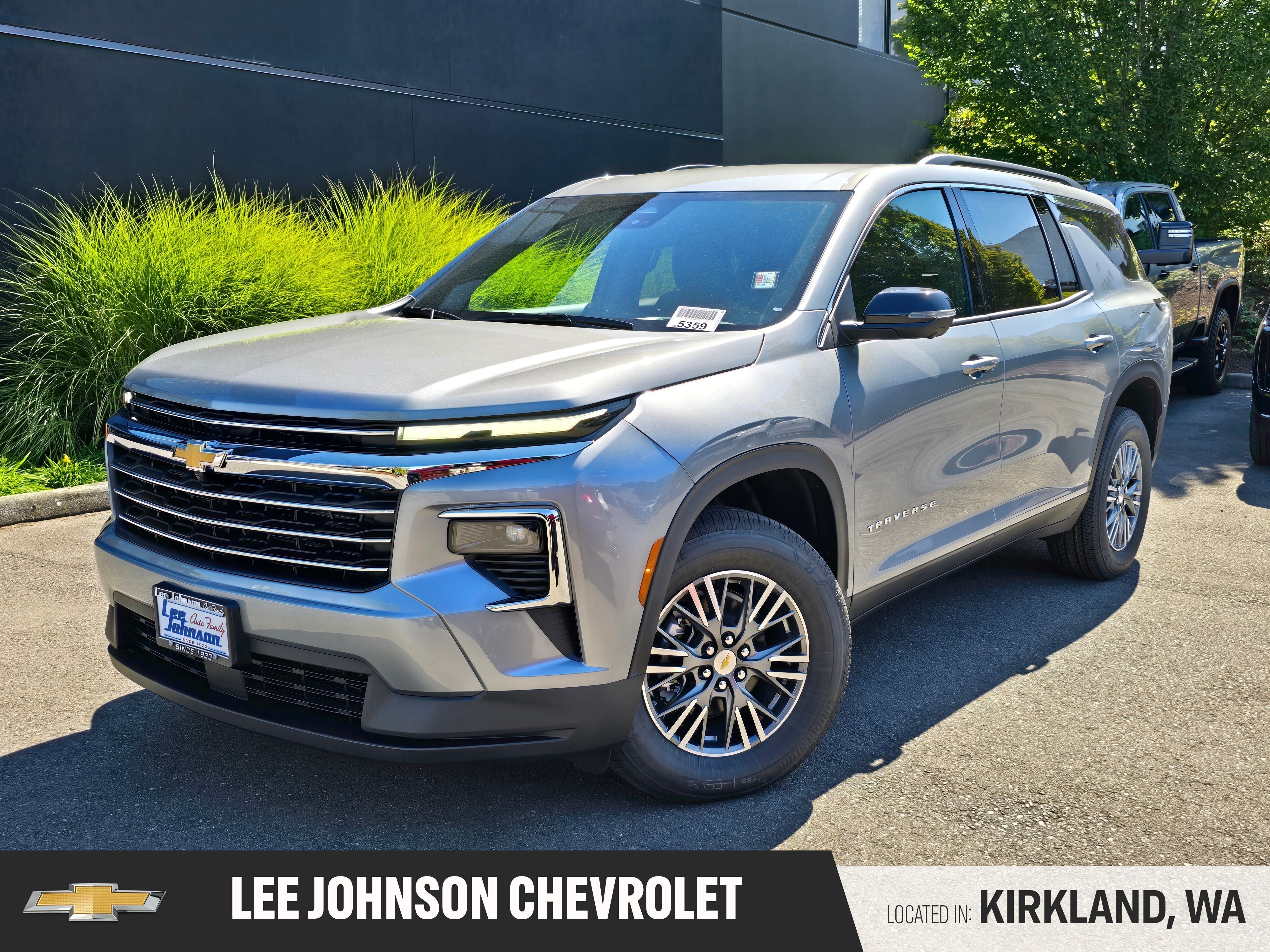 2027 Chevrolet Traverse LT
