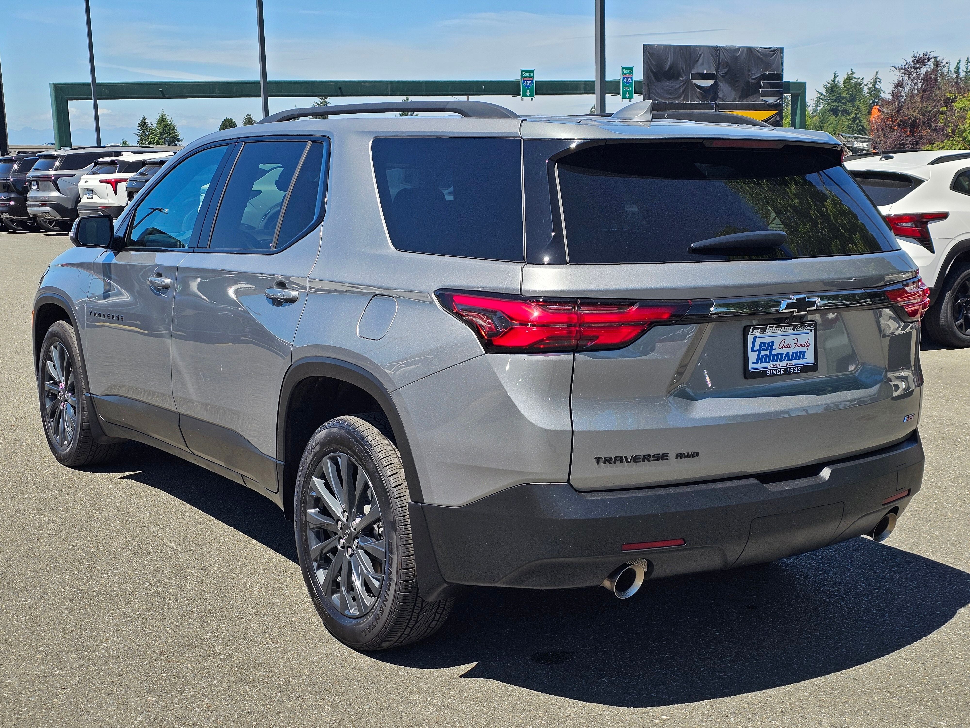 2023 Chevrolet Traverse RS