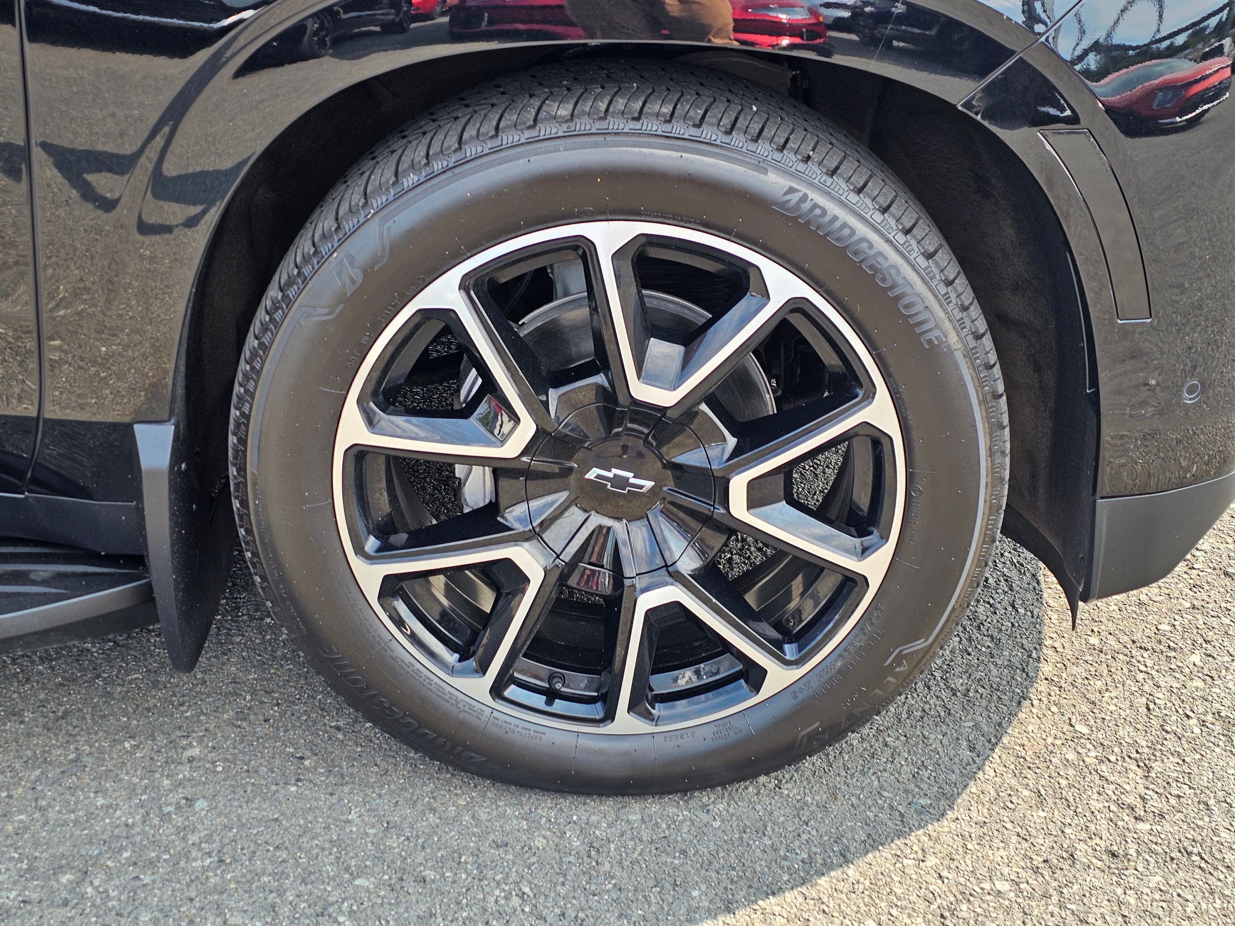 2025 Chevrolet Tahoe RST