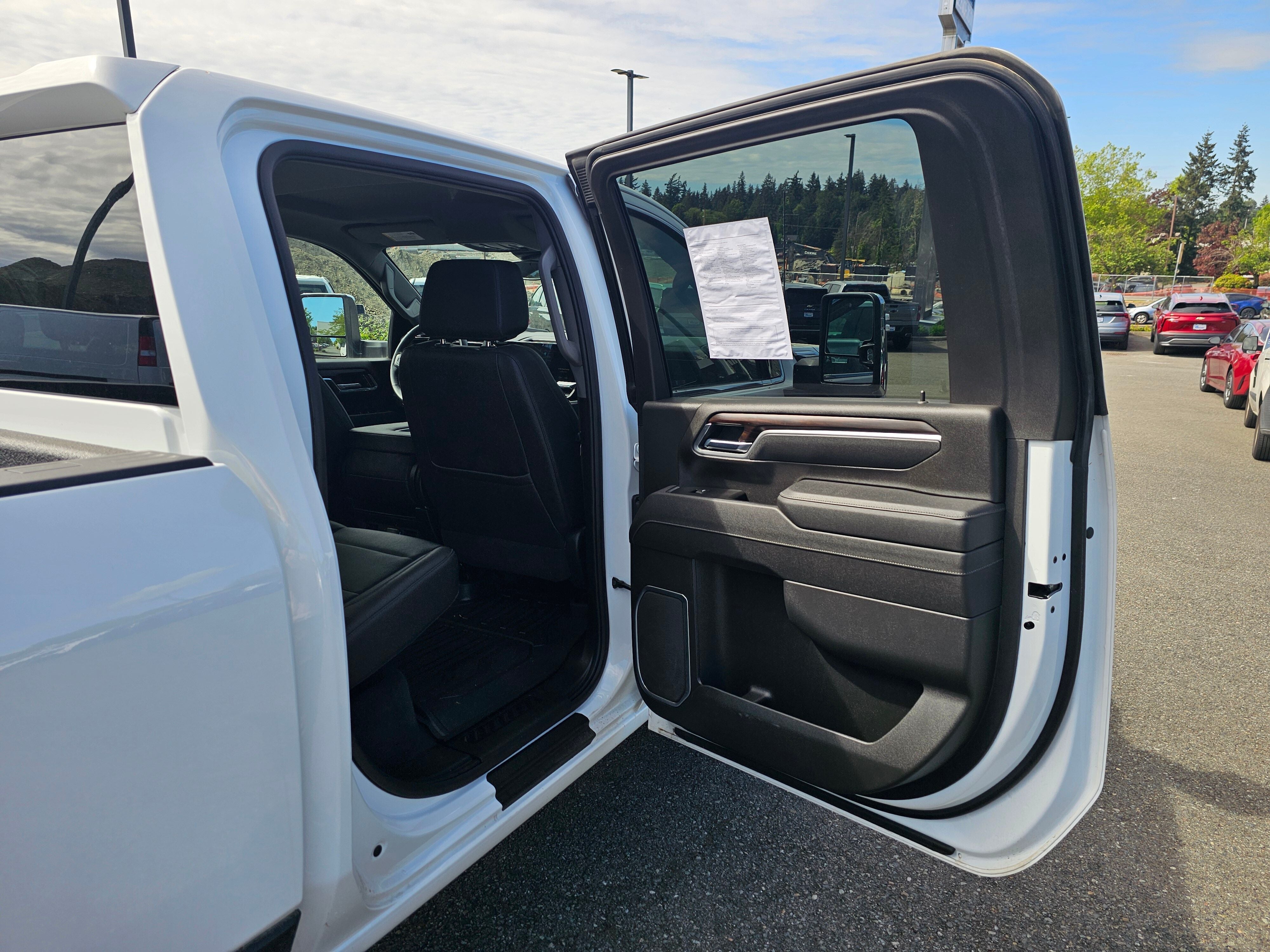 2025 GMC Sierra 3500 HD SLT