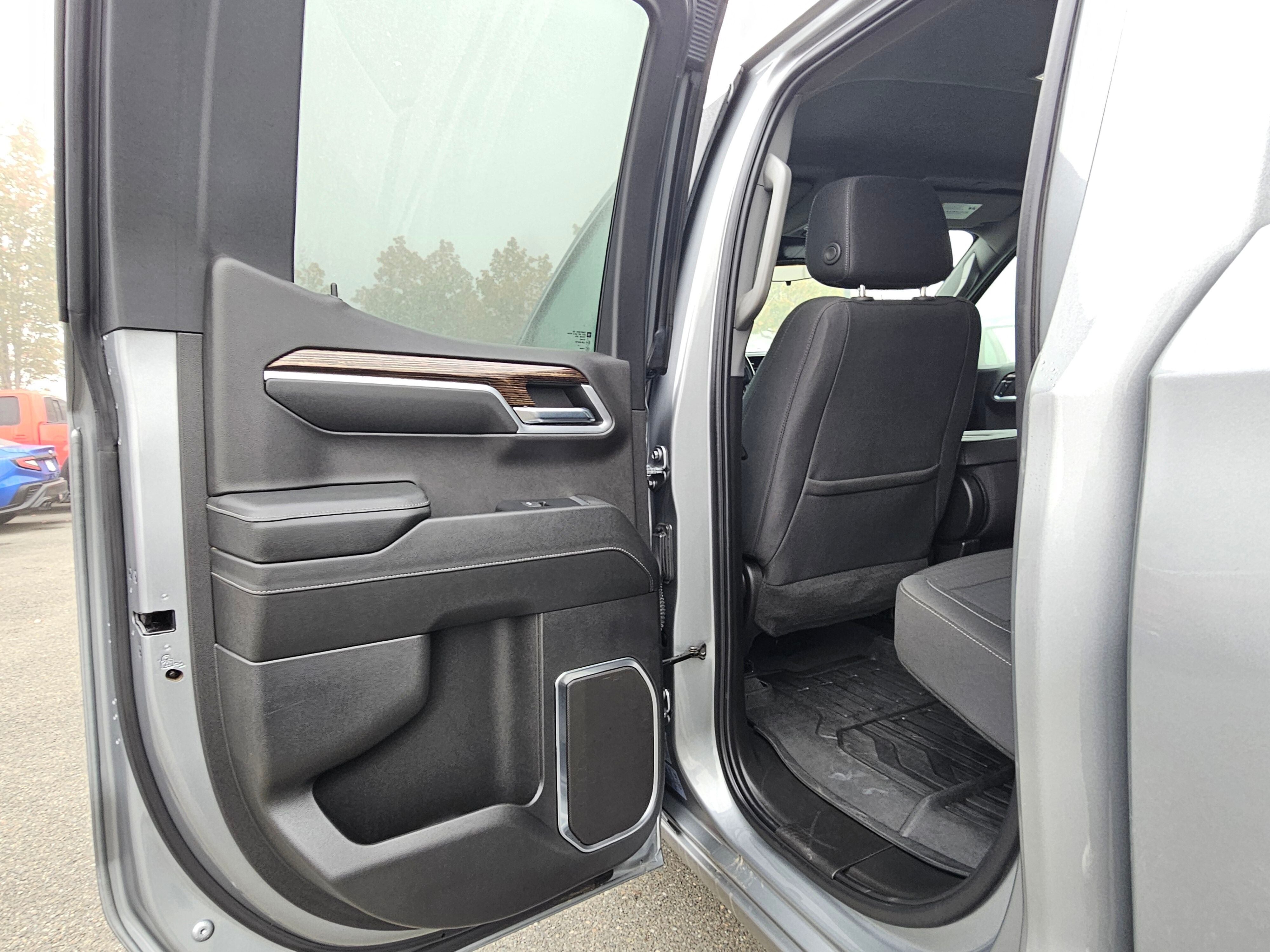 2023 GMC Sierra 1500 SLE