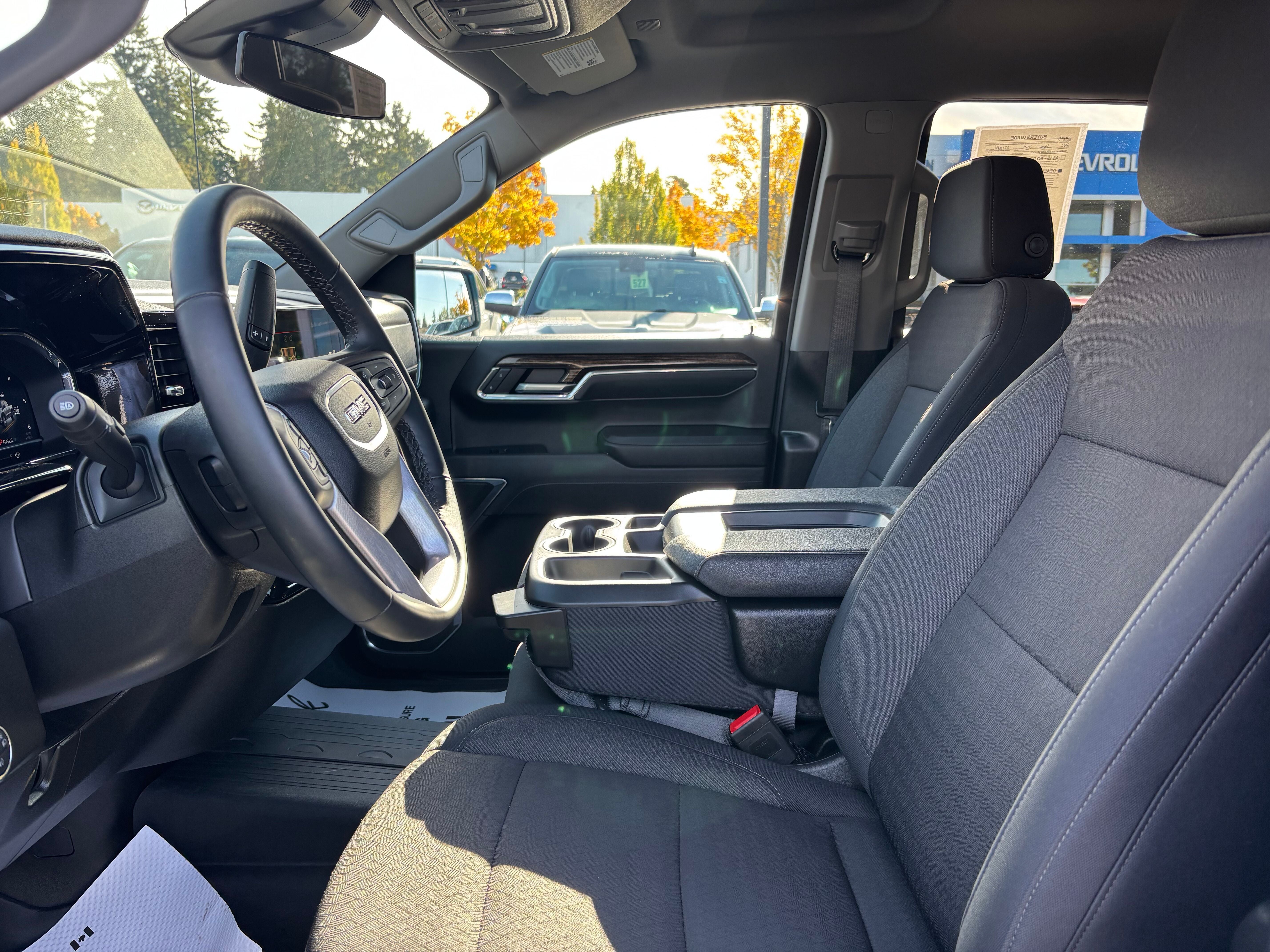 2024 GMC Sierra 1500 Elevation