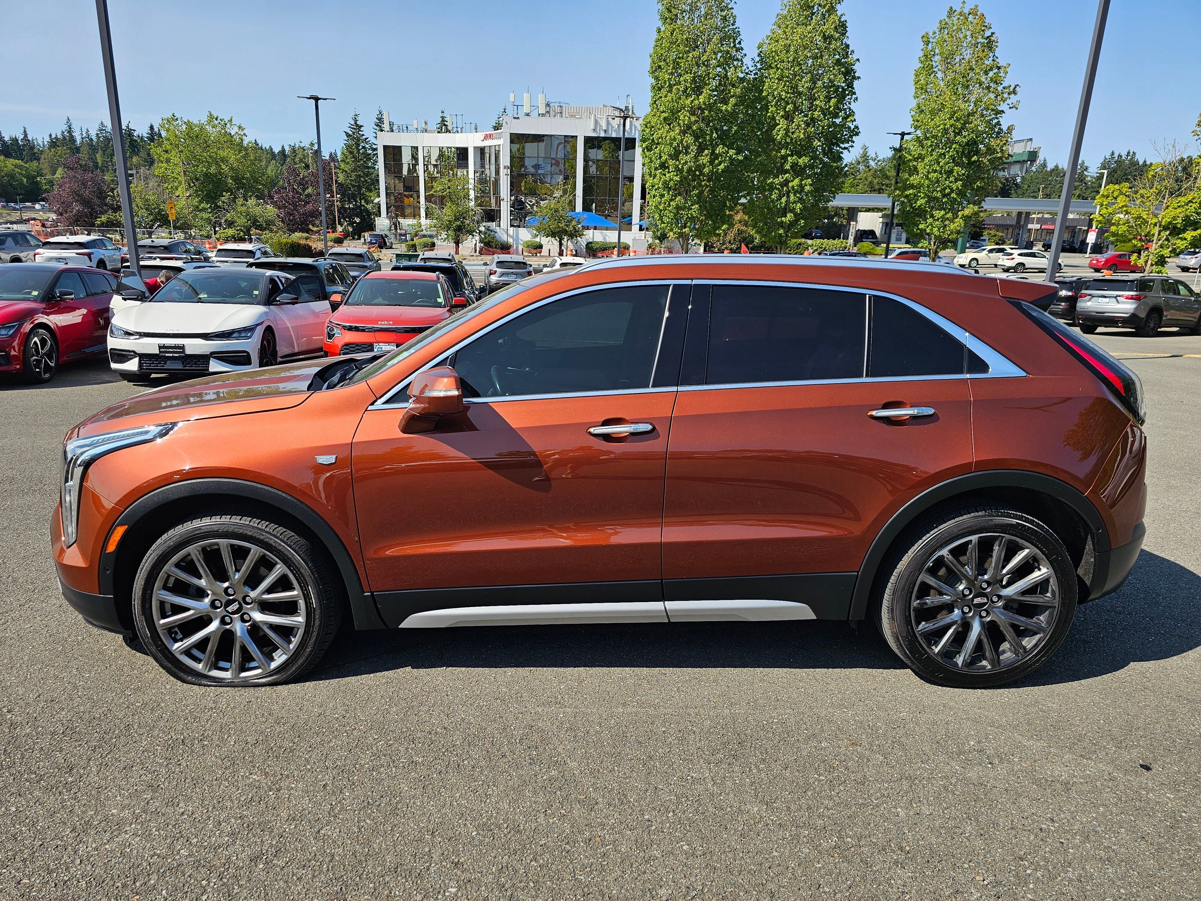 2019 Cadillac XT4 AWD Premium Luxury