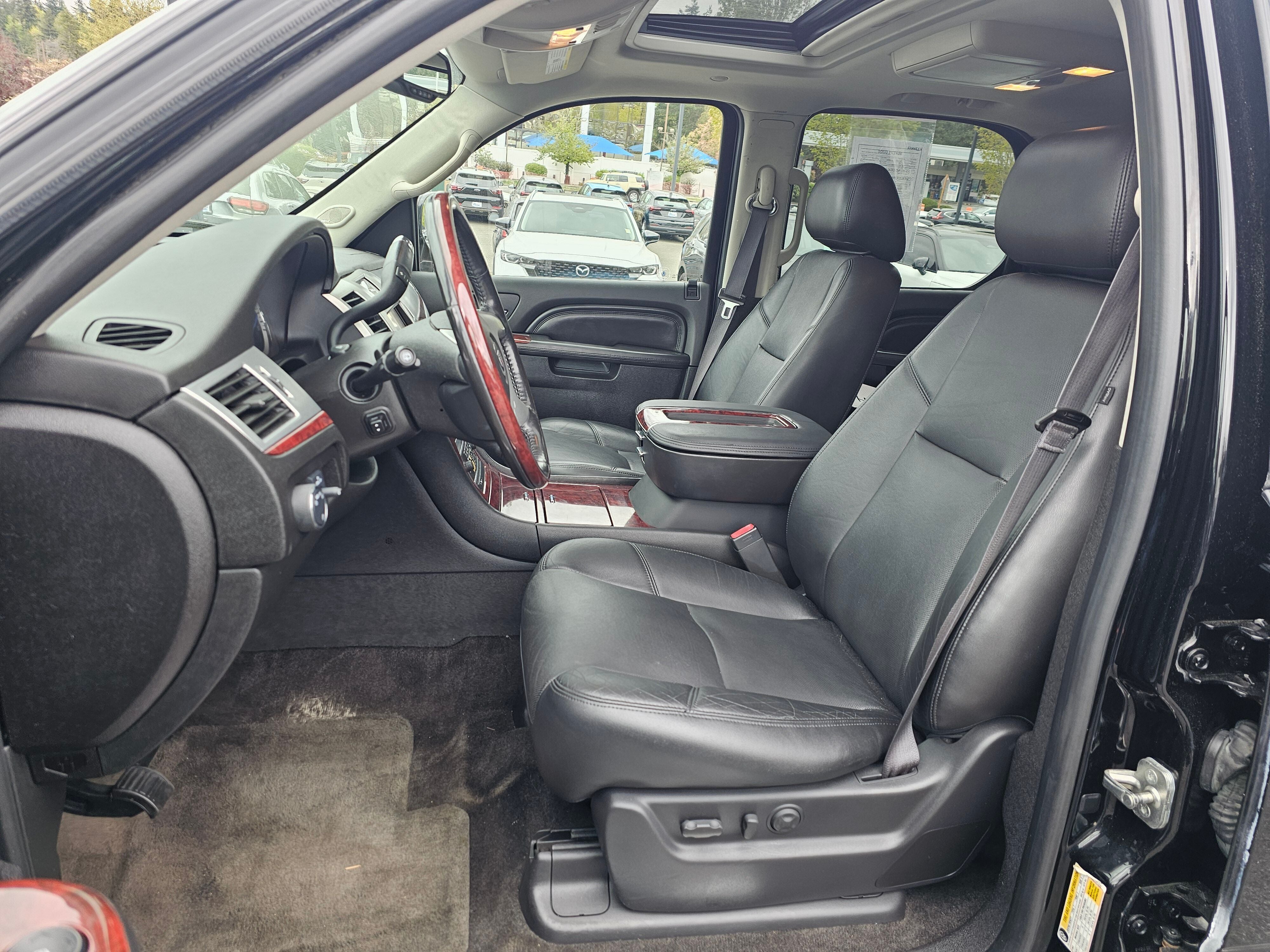 2014 Cadillac Escalade Luxury