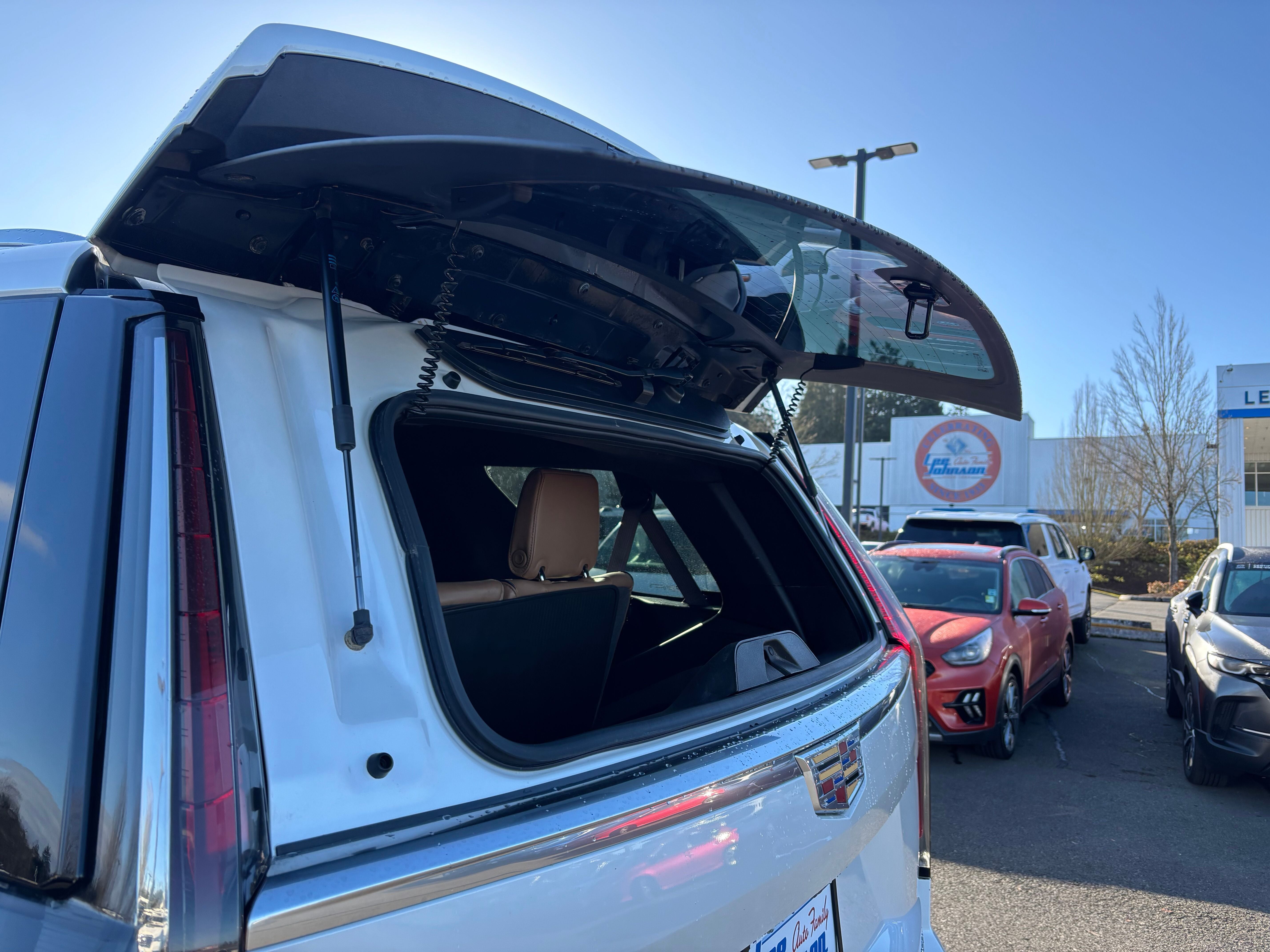 2023 Cadillac Escalade Premium Luxury