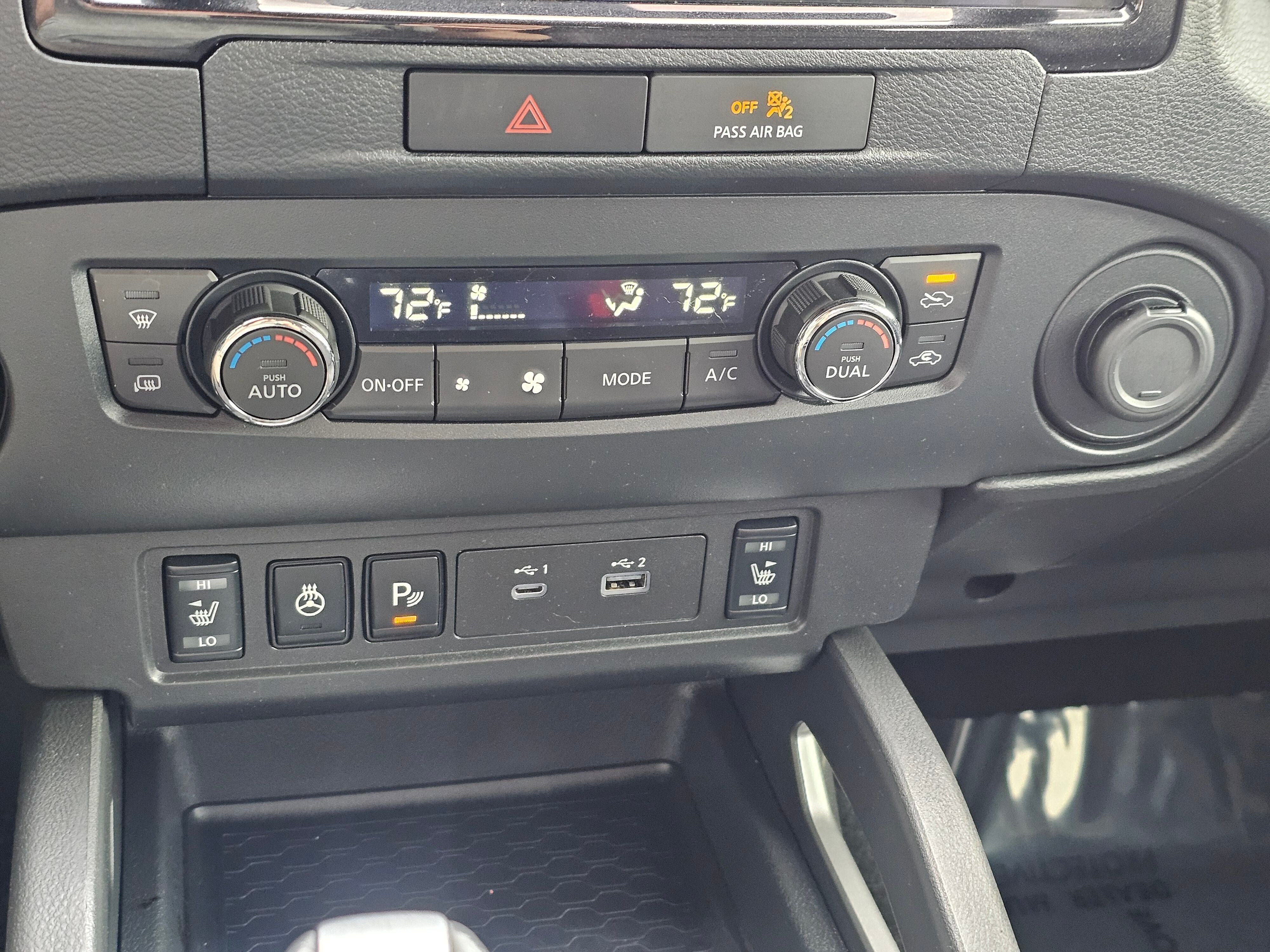 2022 Nissan Frontier Crew Cab SV 4x4