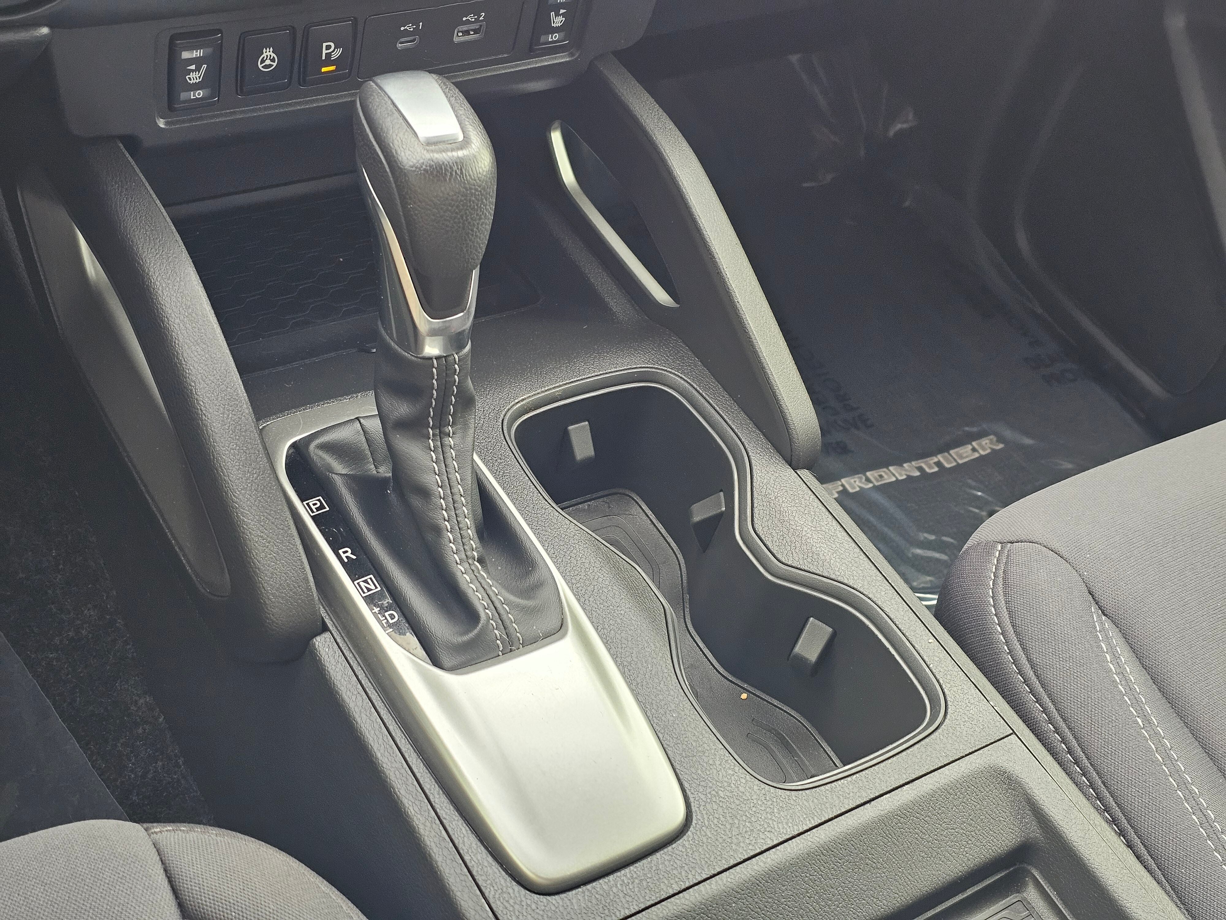 2022 Nissan Frontier Crew Cab SV 4x4