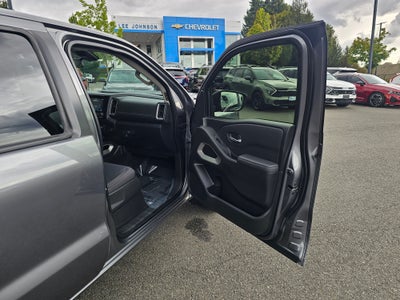 2022 Nissan Frontier Crew Cab SV 4x4