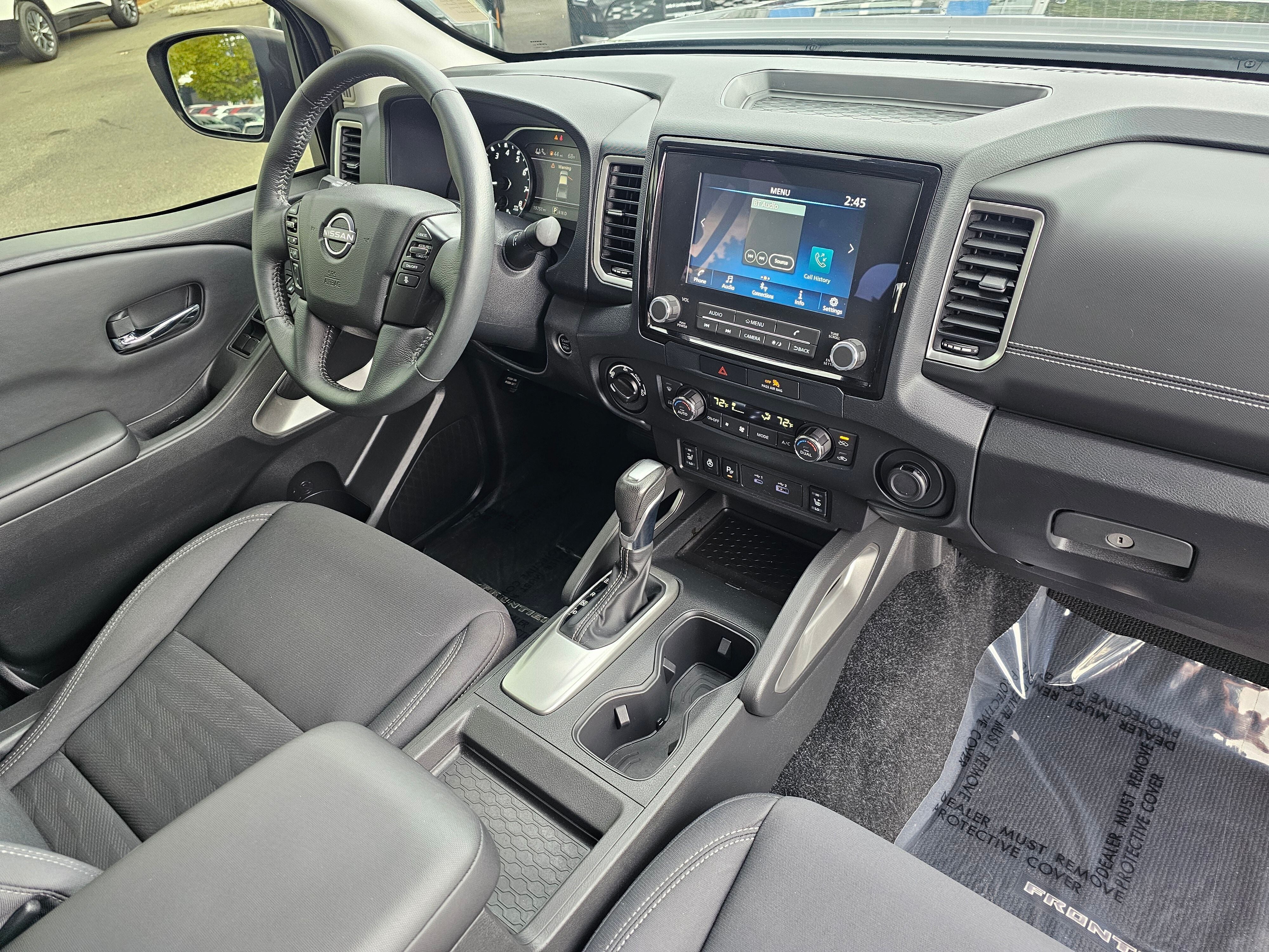 2022 Nissan Frontier Crew Cab SV 4x4
