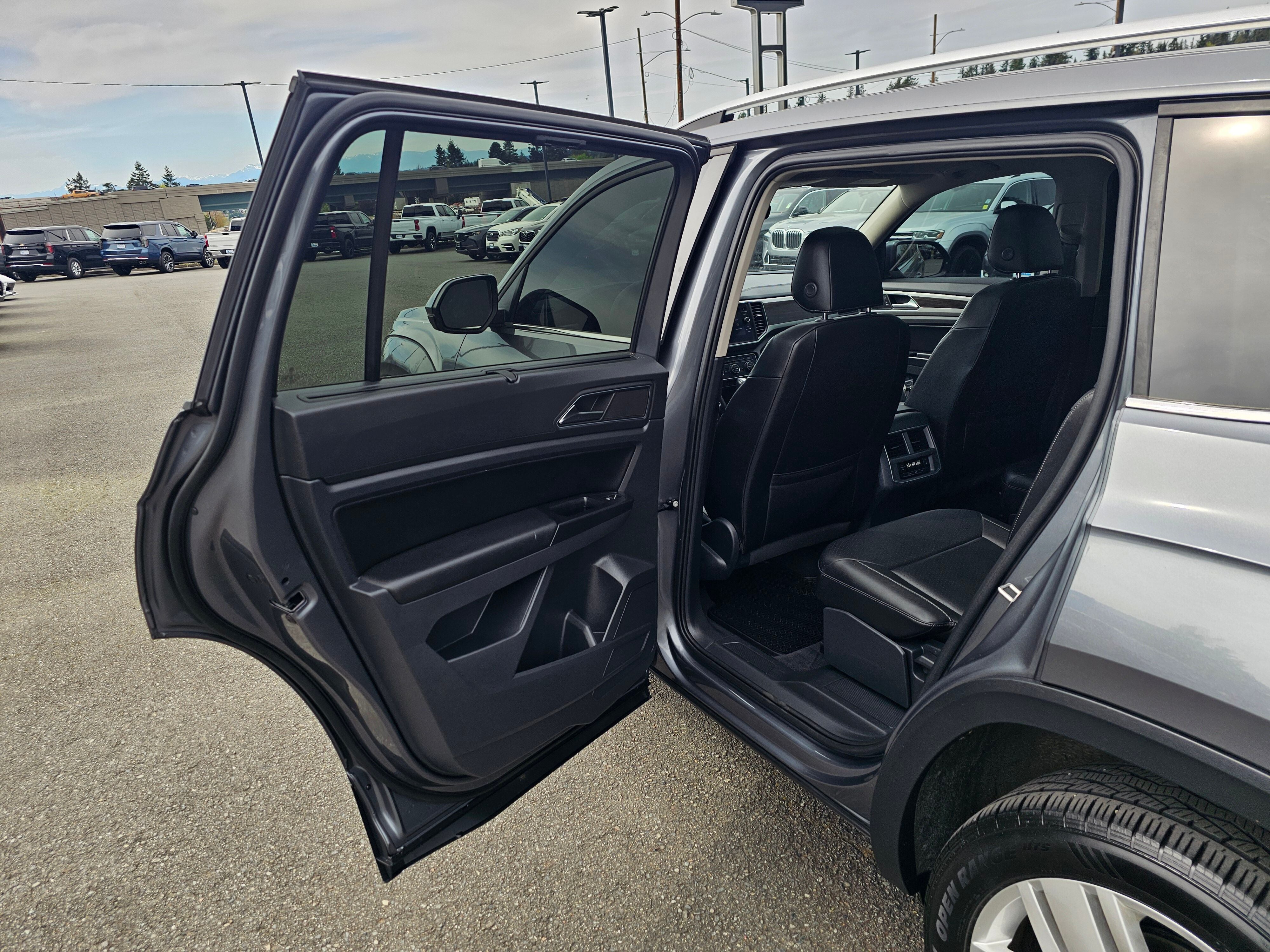 2019 Volkswagen Atlas 3.6L V6 SE w/Technology