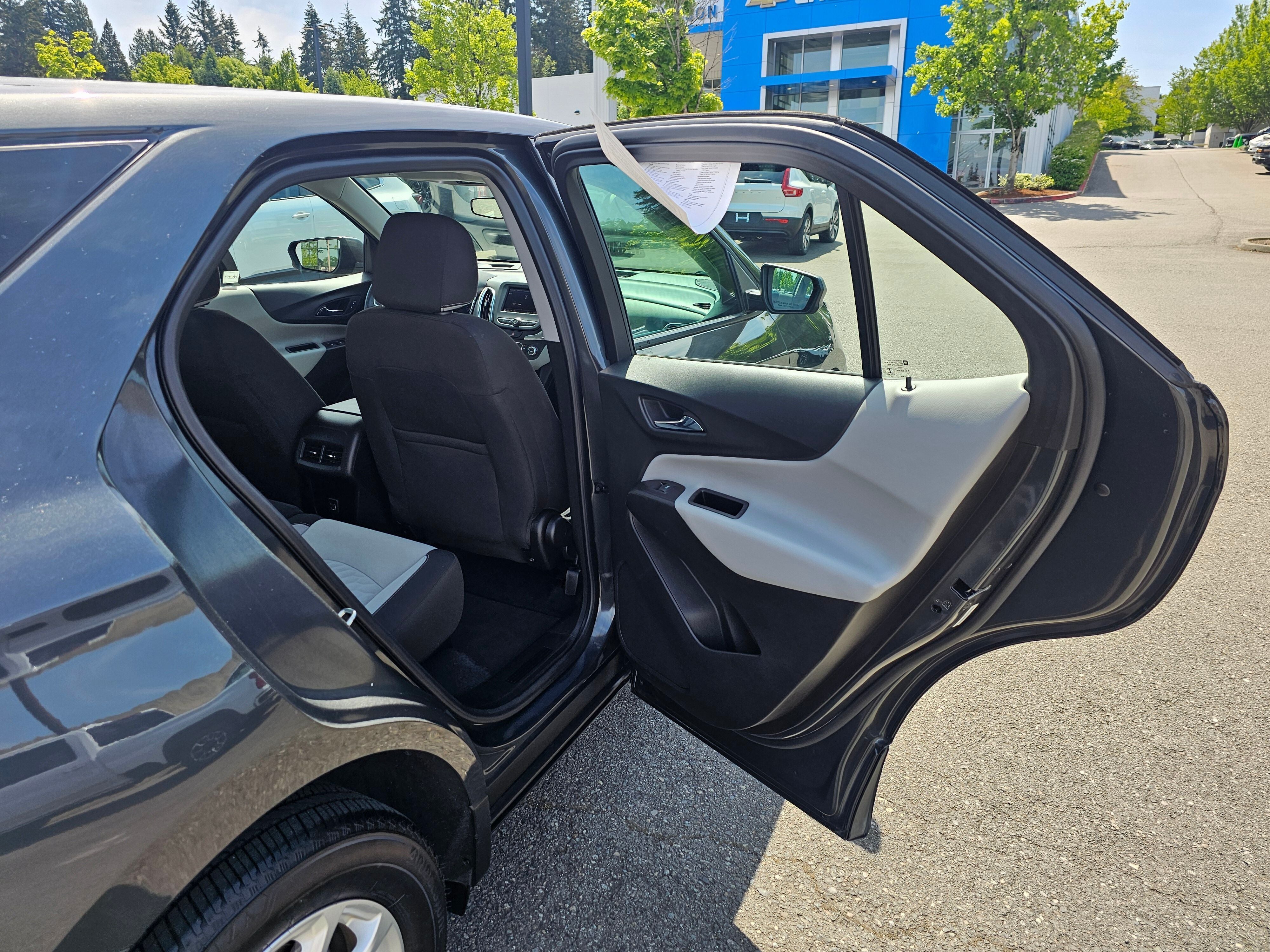 2021 Chevrolet Equinox LS