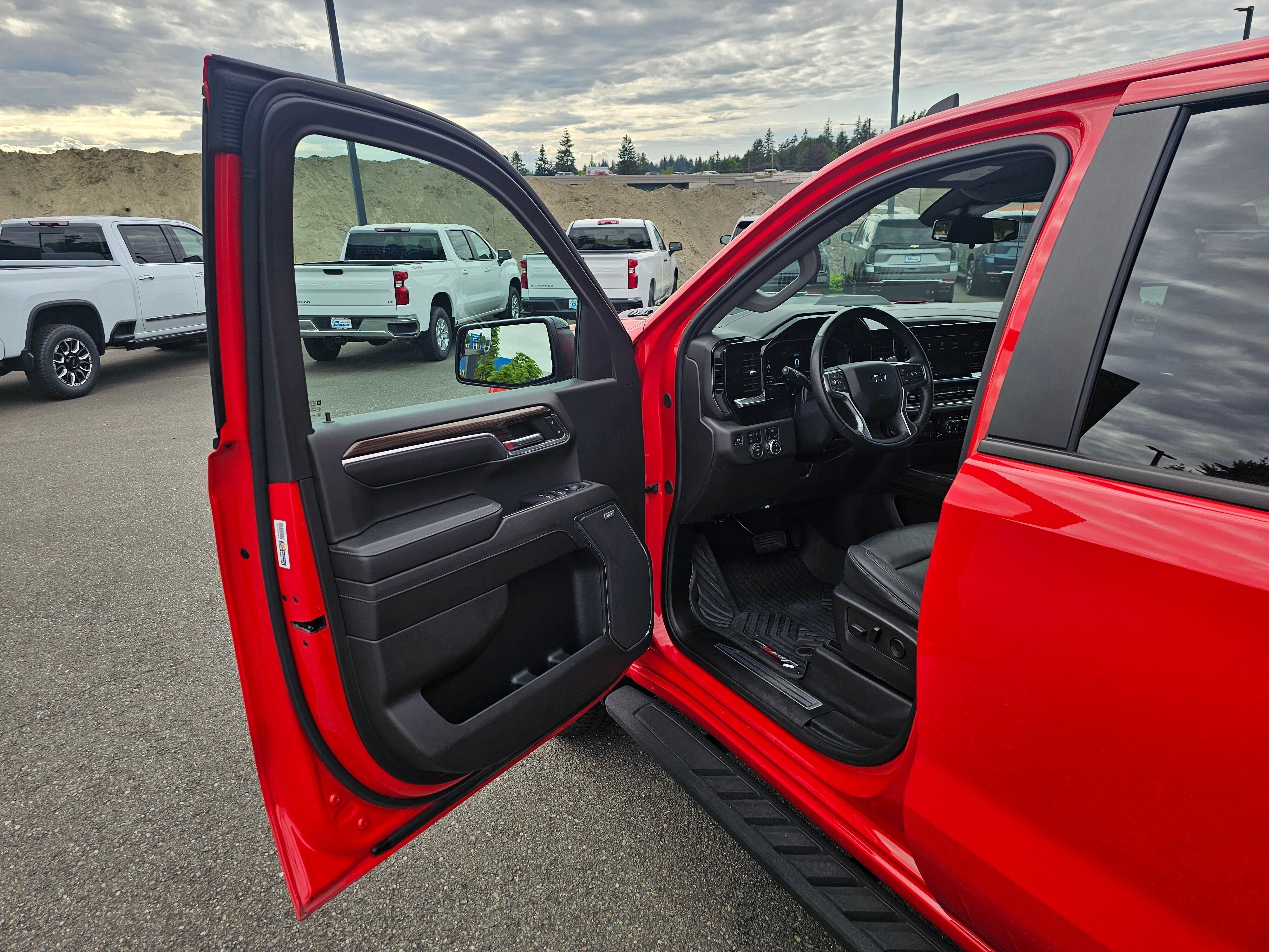 2024 Chevrolet Silverado 1500 LT Trail Boss