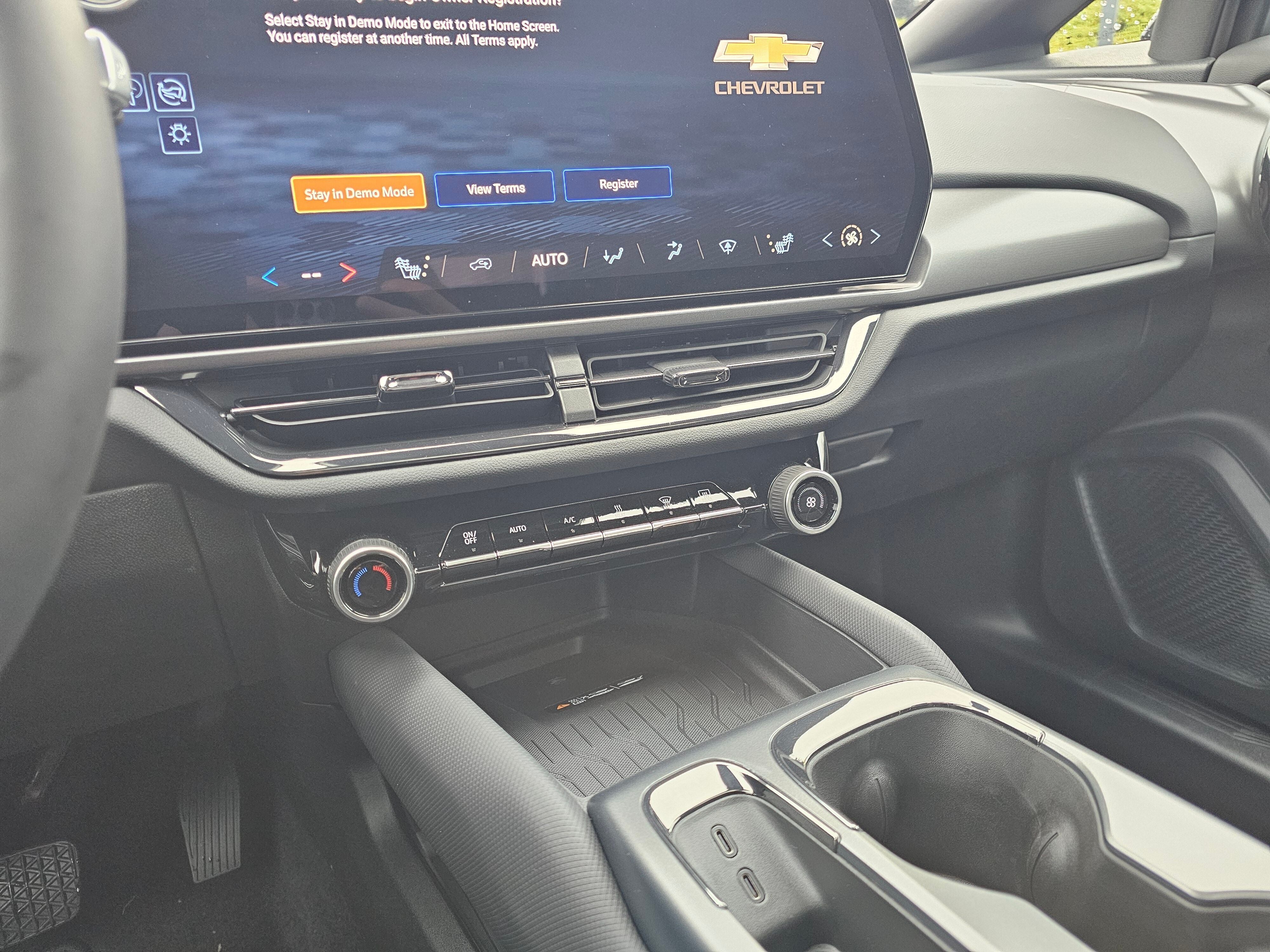 2026 Chevrolet Equinox EV RS