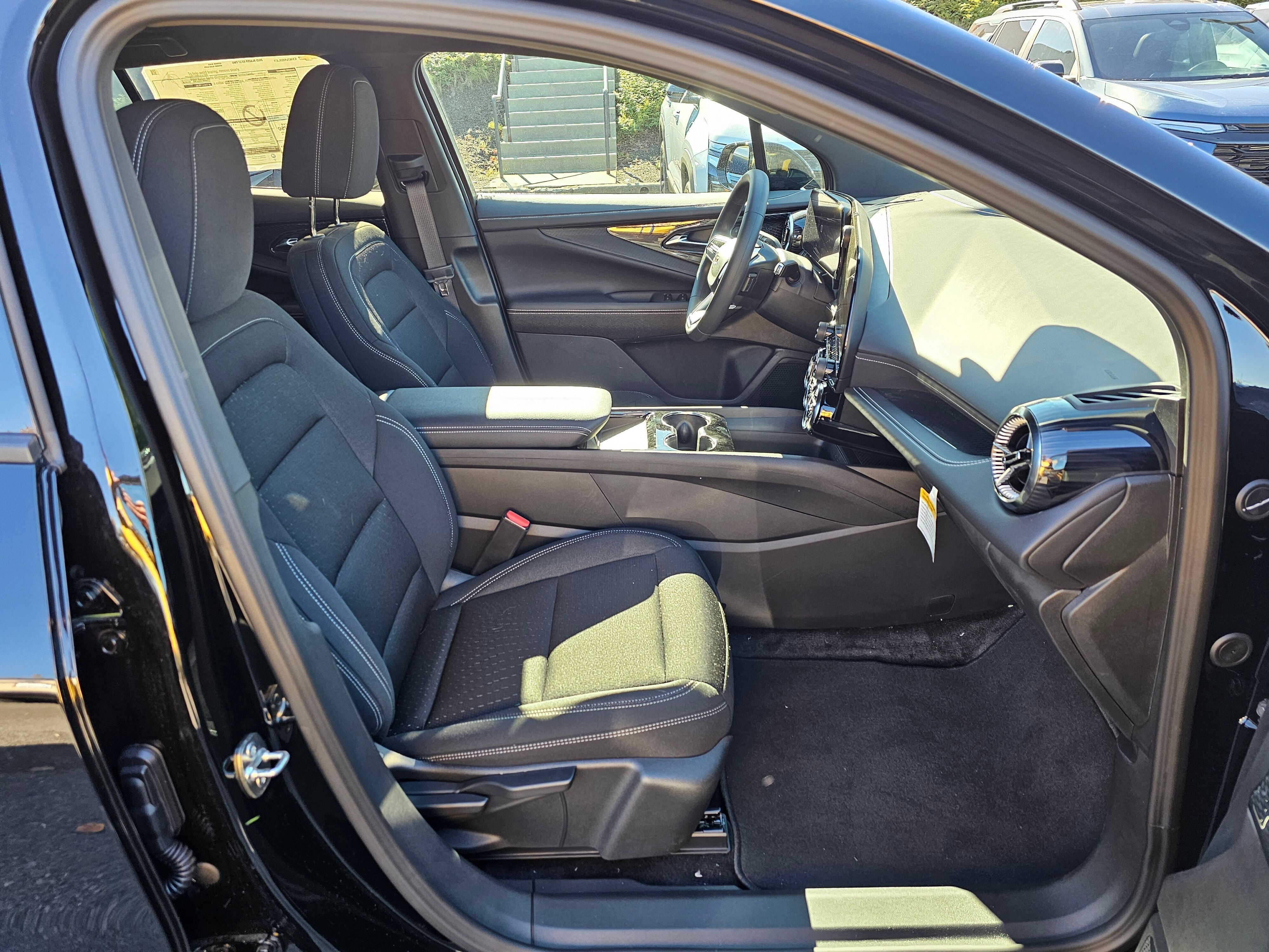 2025 Chevrolet Blazer EV LT