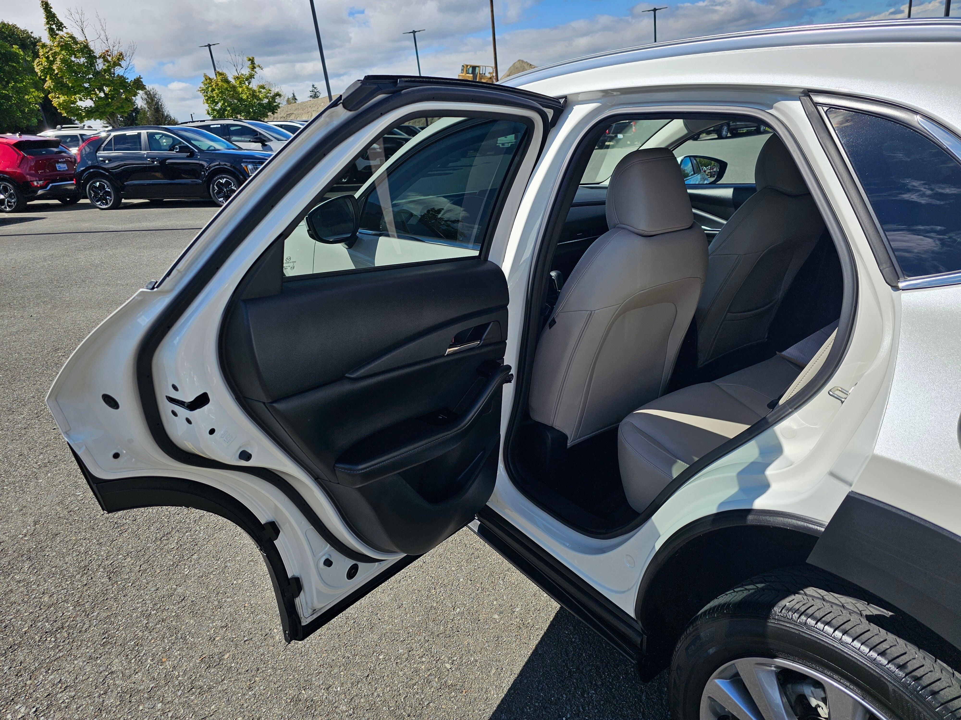 2023 Mazda Mazda CX-30 2.5 S Preferred
