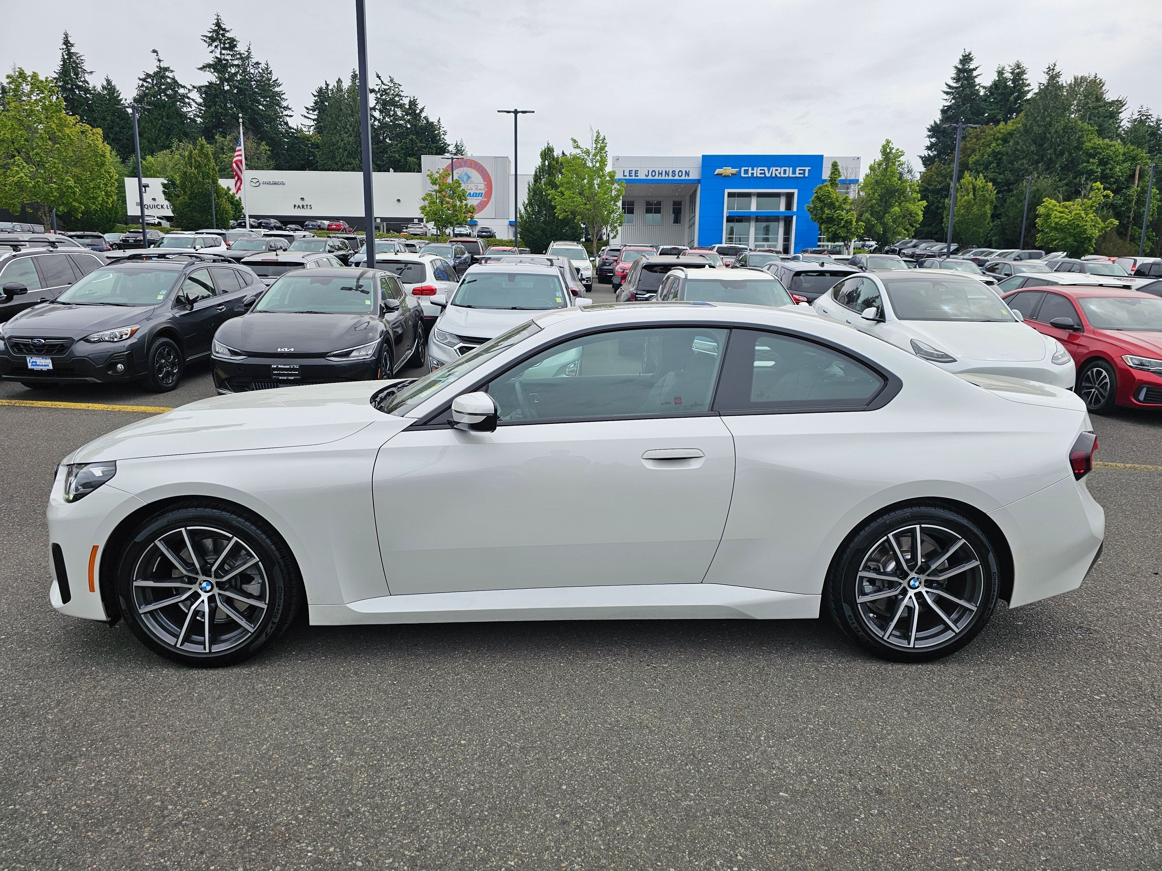 2024 BMW 2 Series 230i