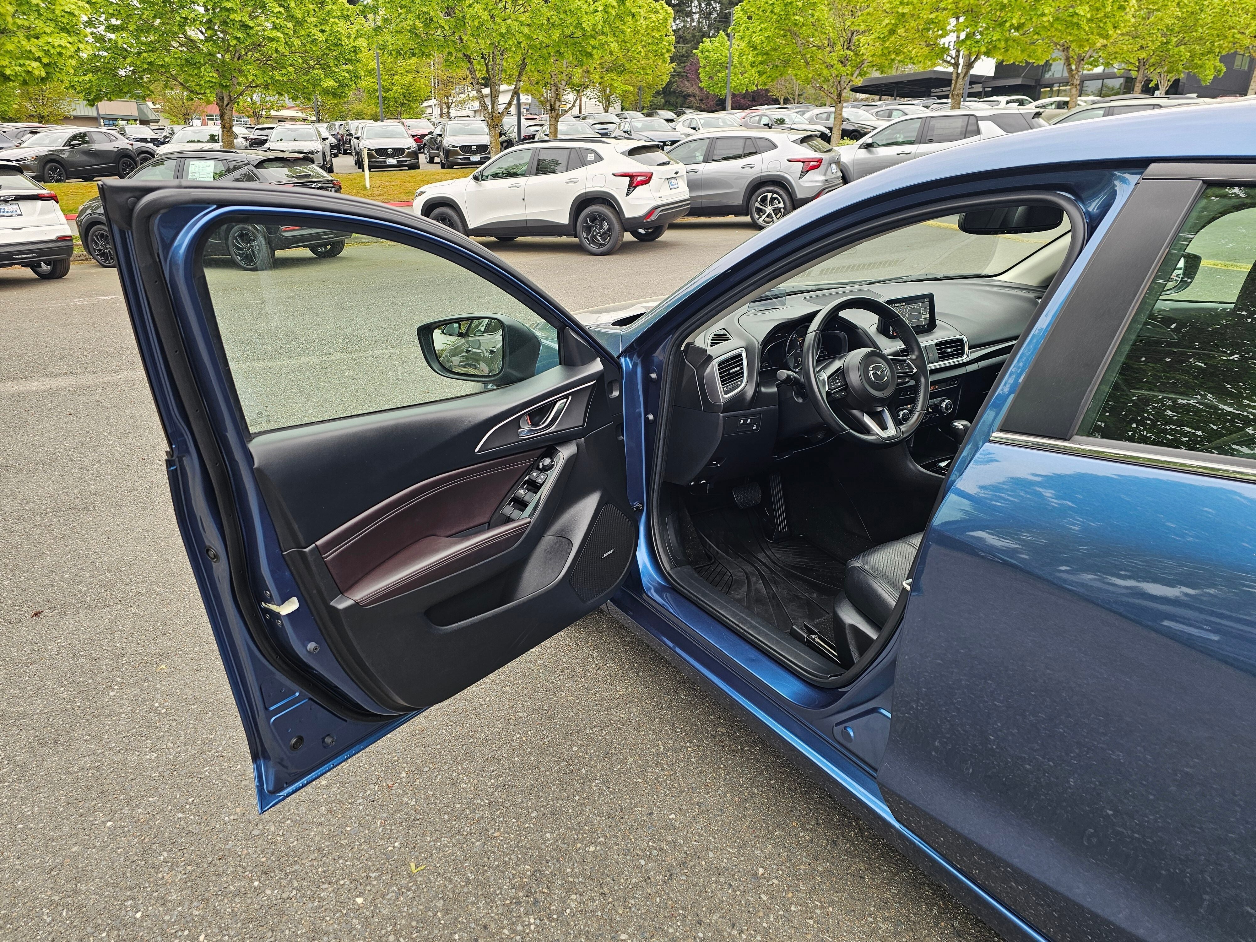 2018 Mazda Mazda3 4-Door Grand Touring